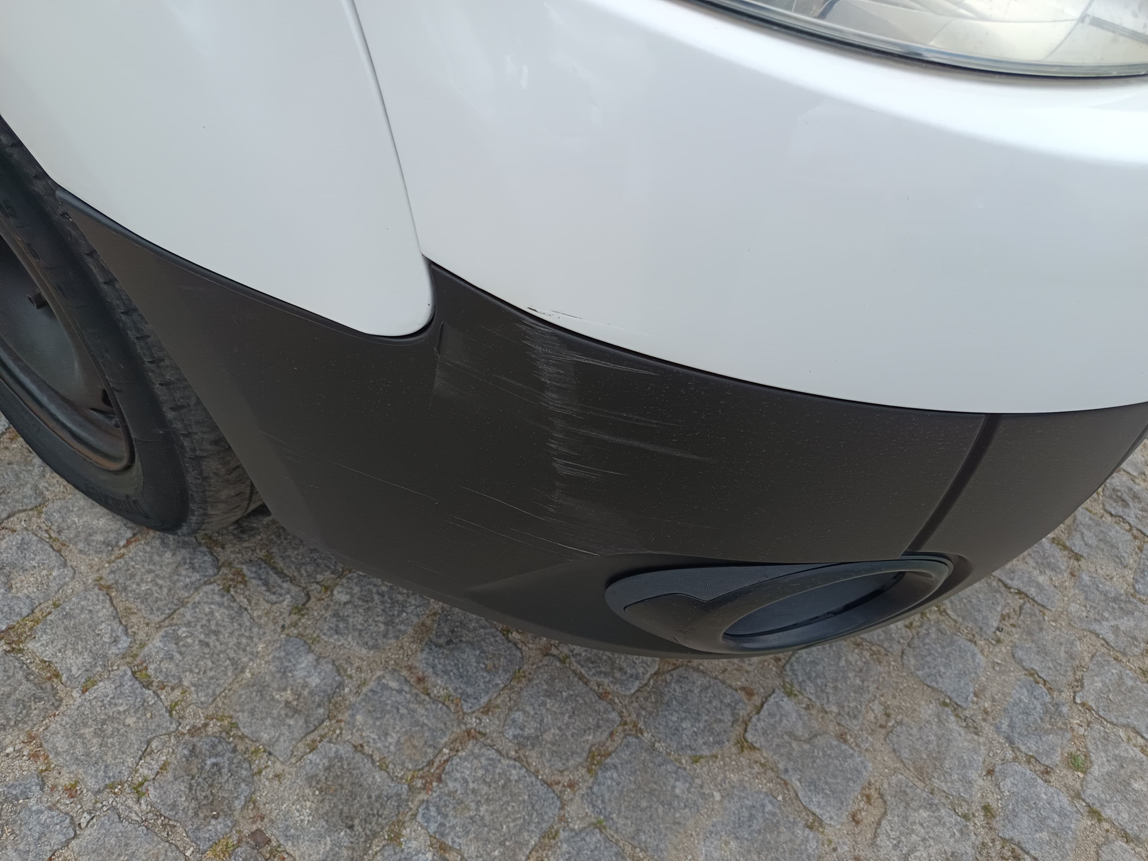 Peugeot Partner · Ano 2014 — image 11