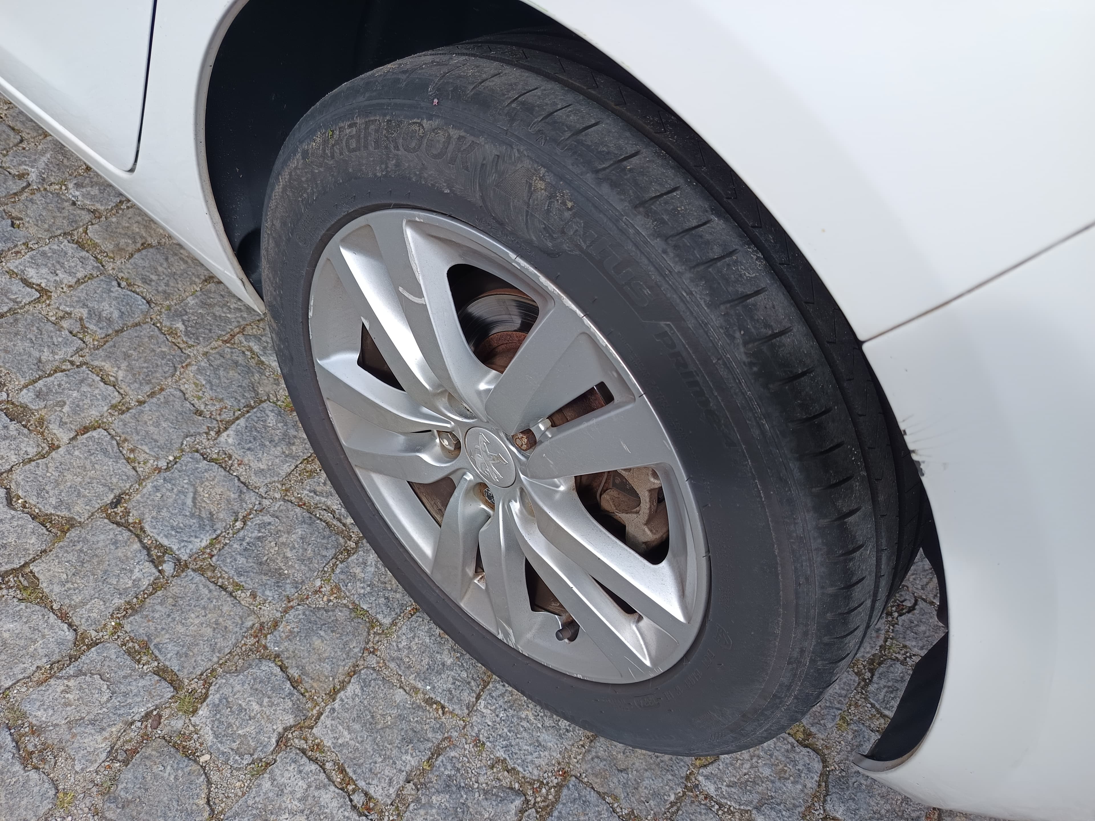 Peugeot 308 · Ano 2016 — image 15