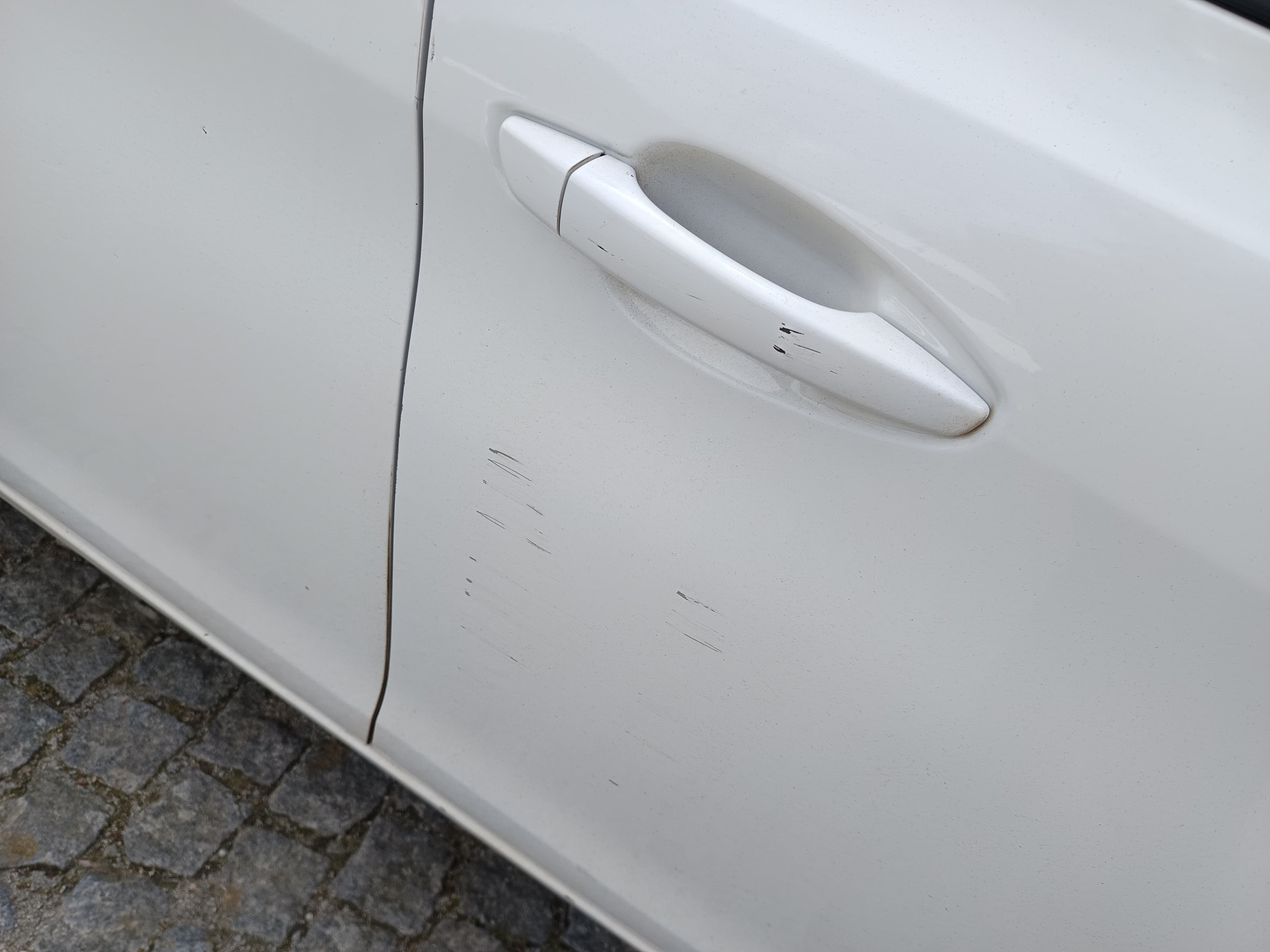 Peugeot 308 · Ano 2016 — image 9