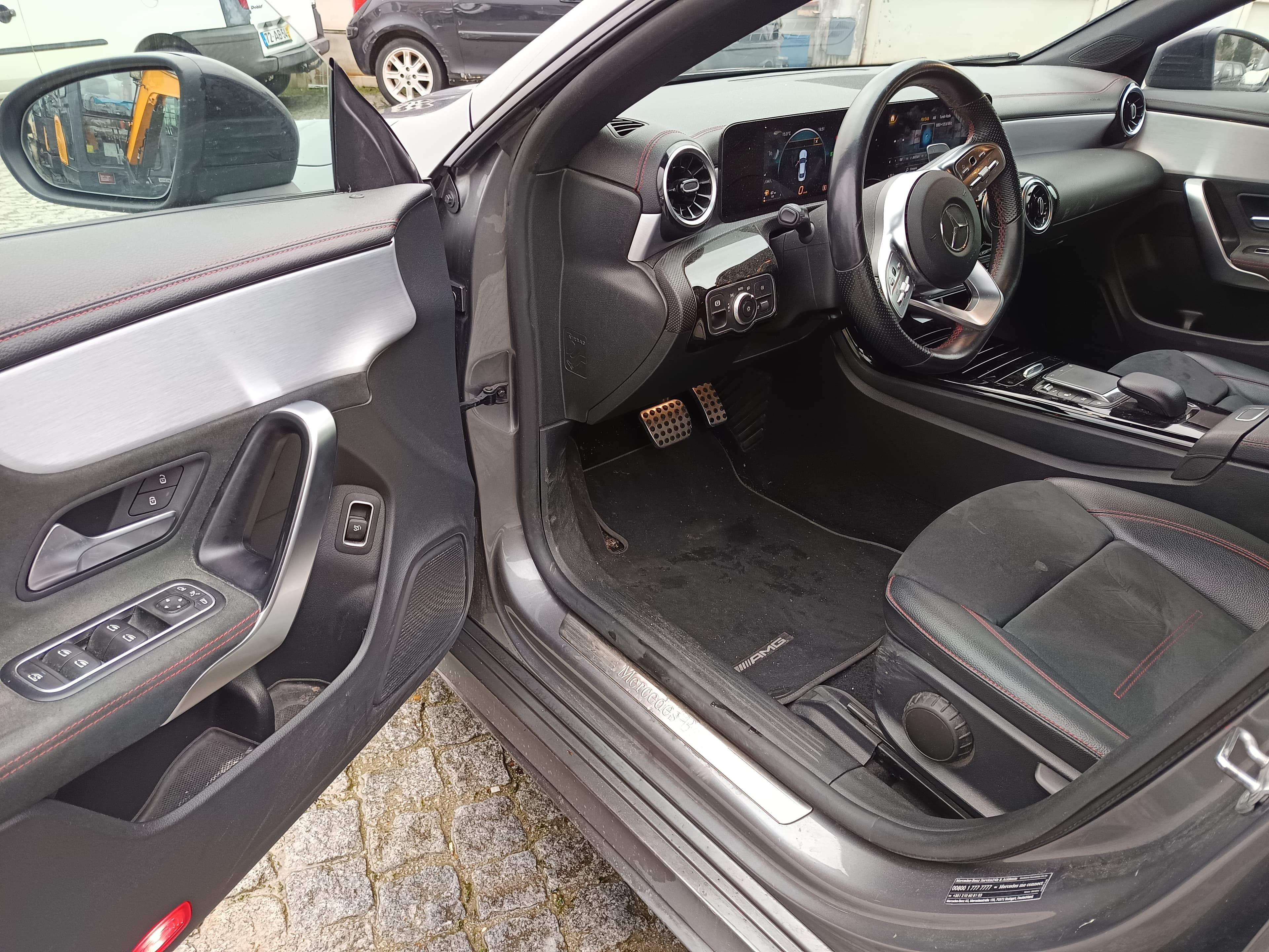 Mercedes-Benz CLA 180D · Ano 2021 — imagem 25