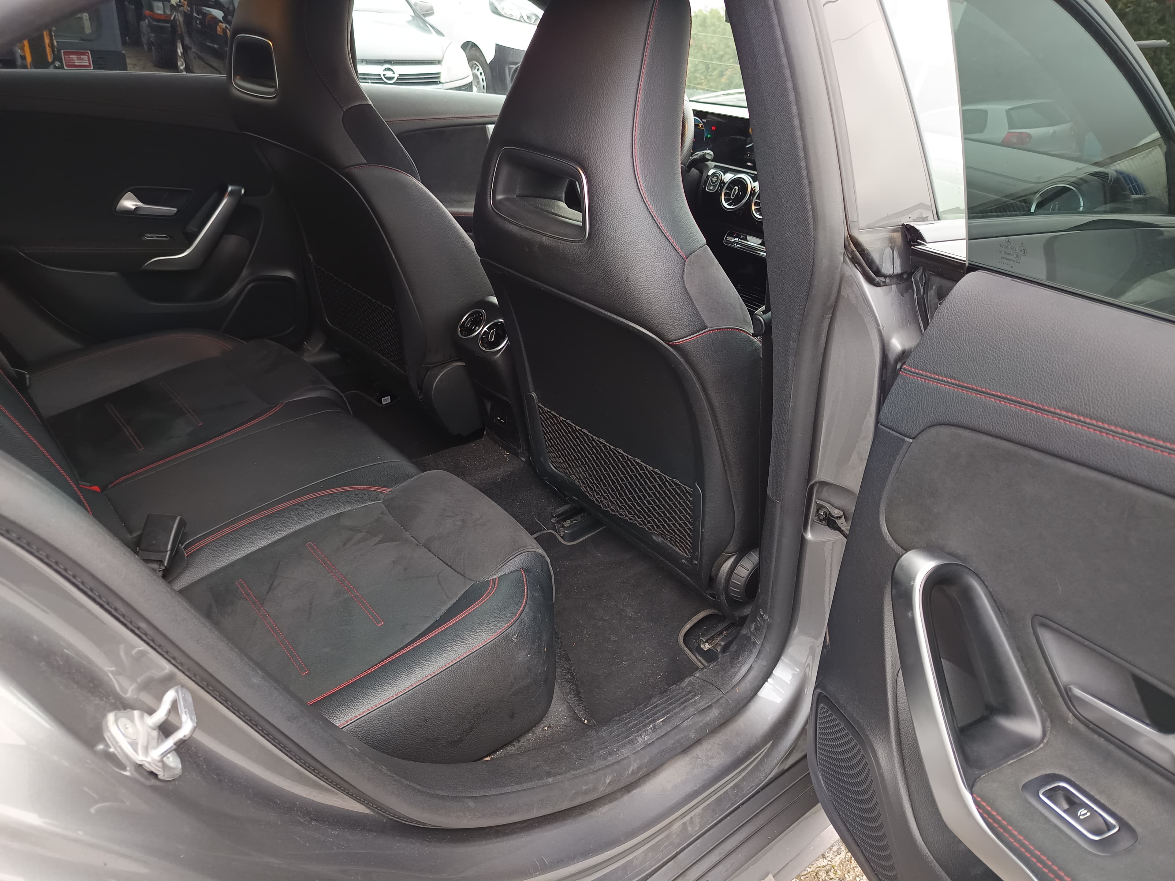 Mercedes-Benz CLA 180D · Ano 2021 — imagem 27
