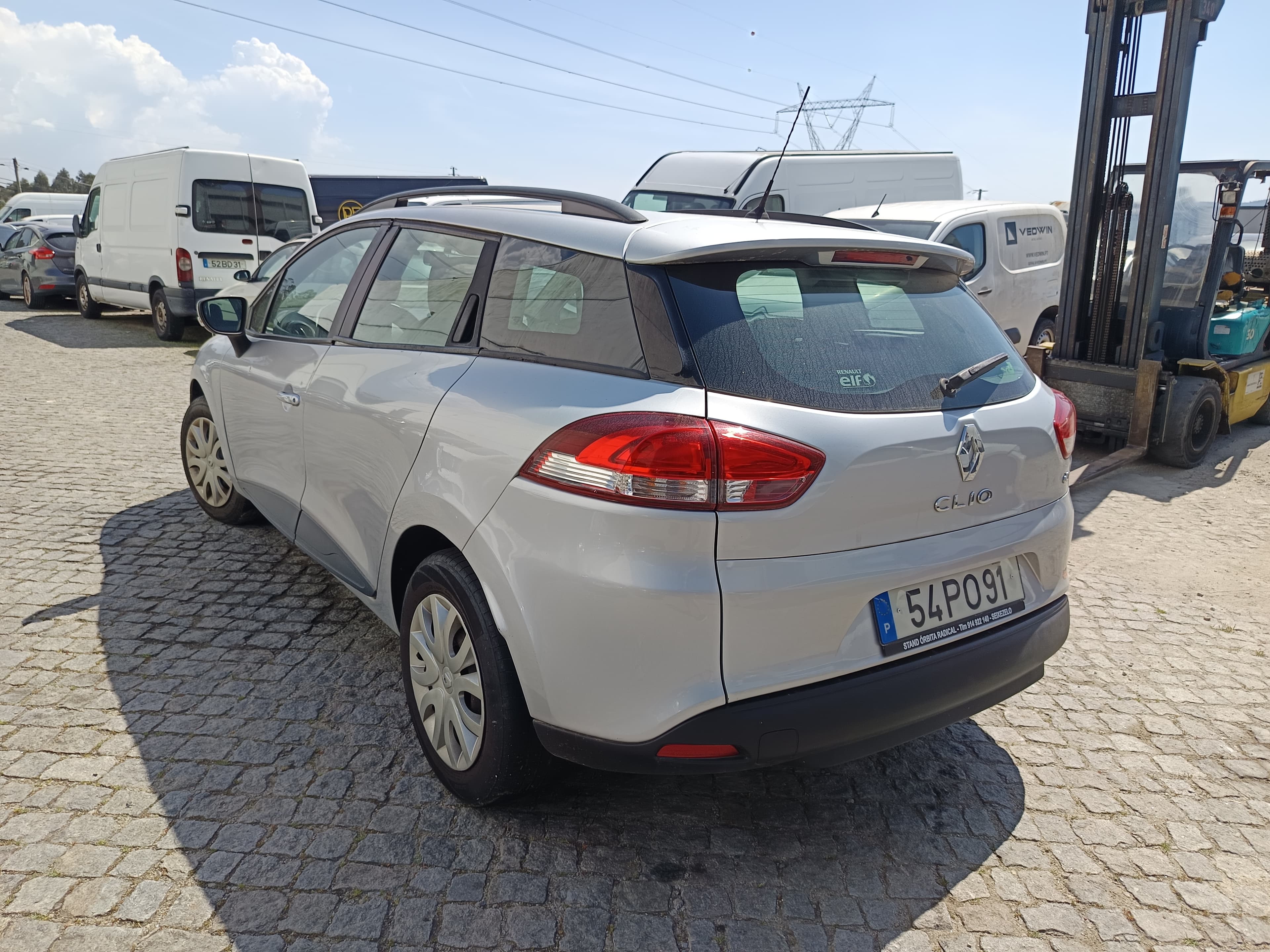 Renault Clio · Ano 2015 — imagem 5