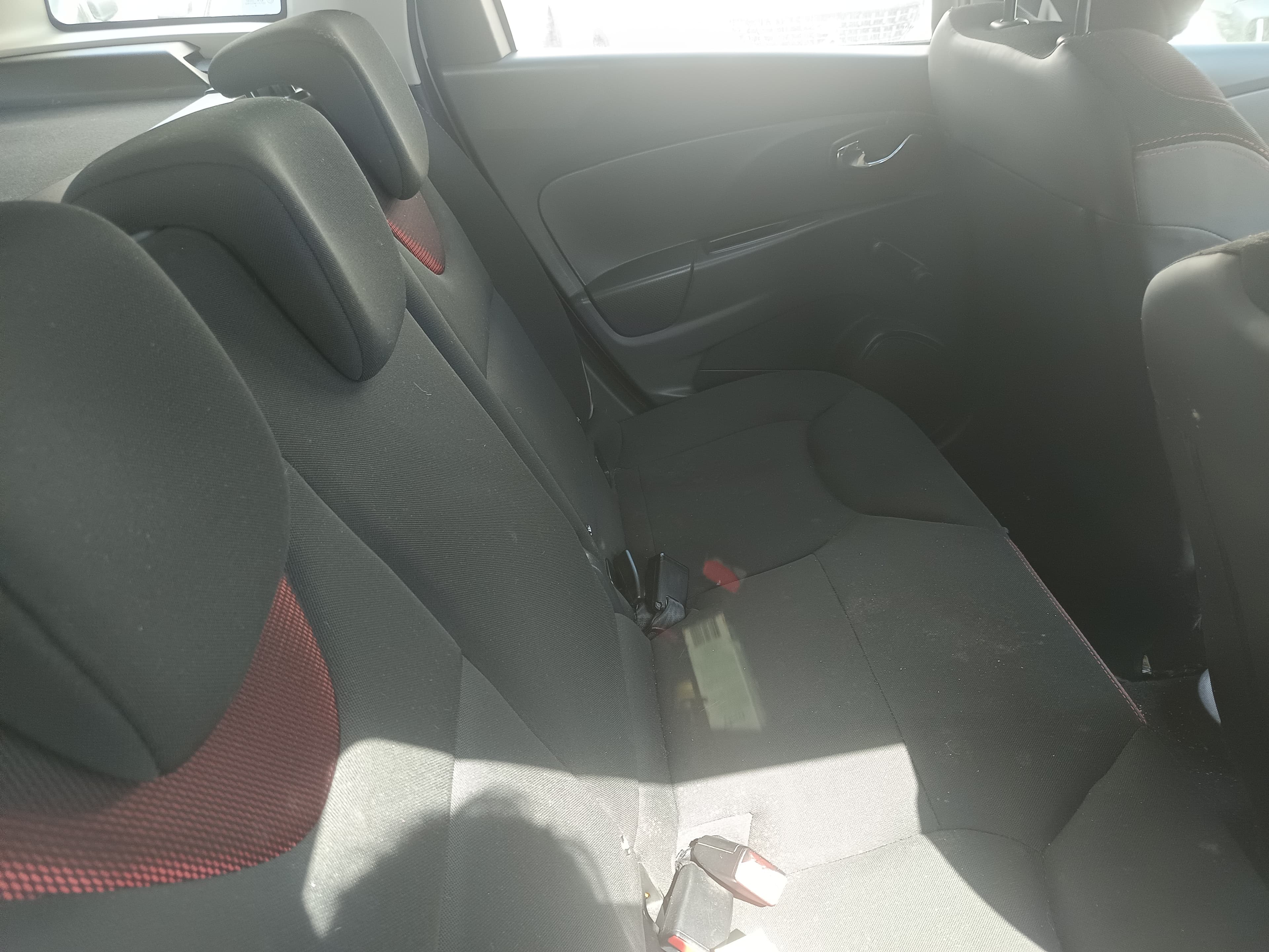 Renault Clio · Ano 2015 — imagem 14