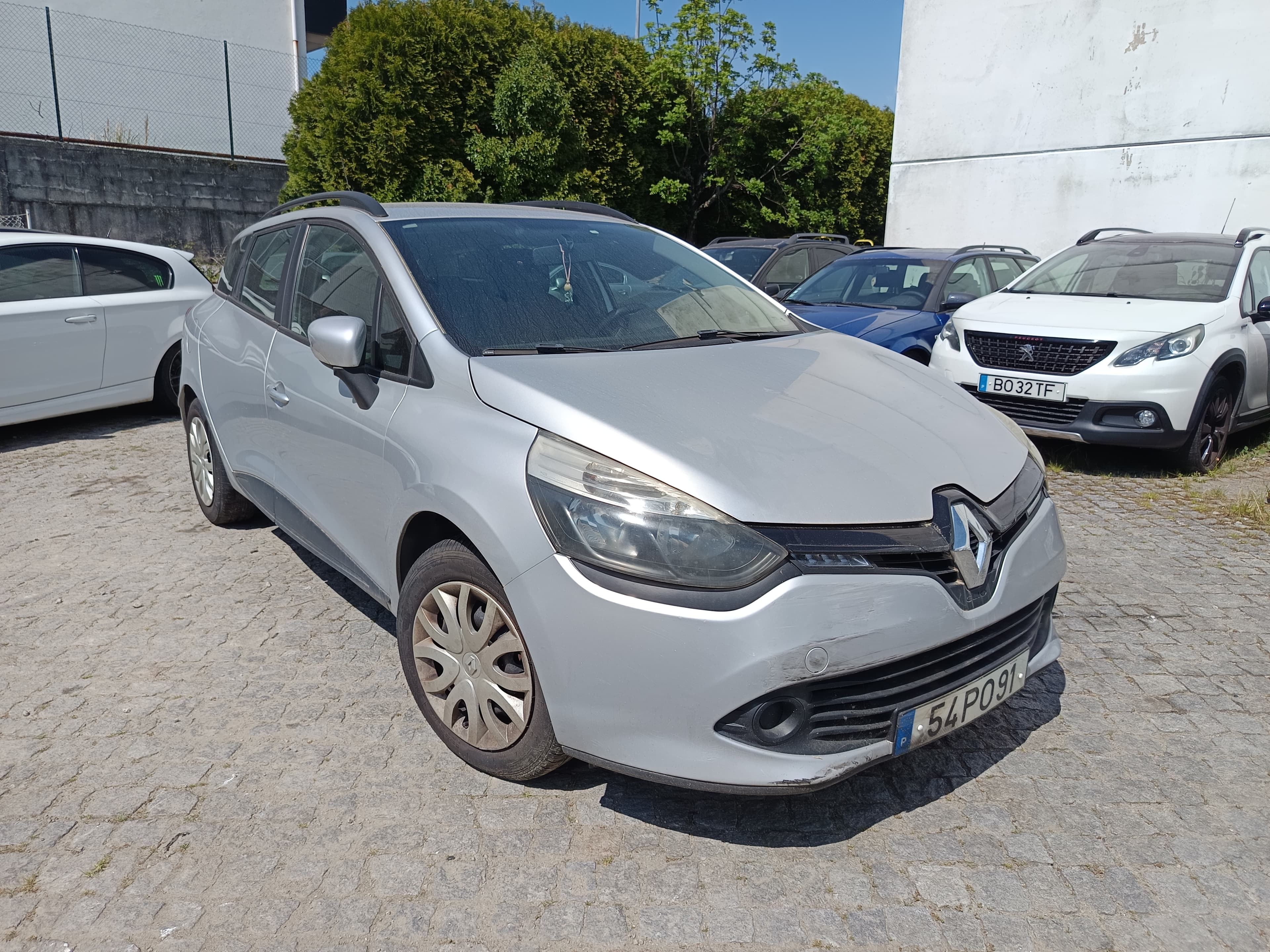 Renault Clio · Ano 2015 — imagem 2