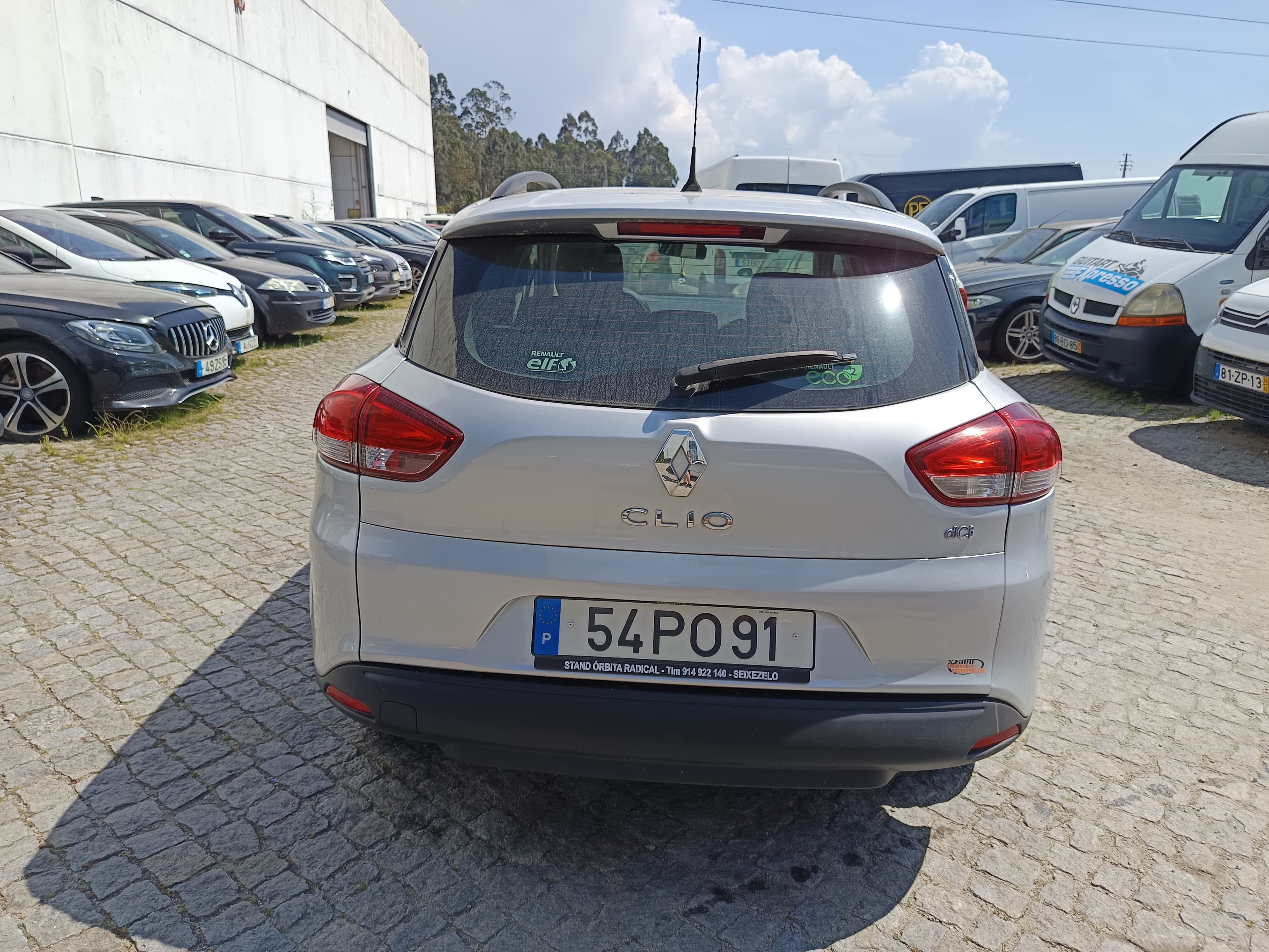 Renault Clio · Ano 2015 — imagem 4
