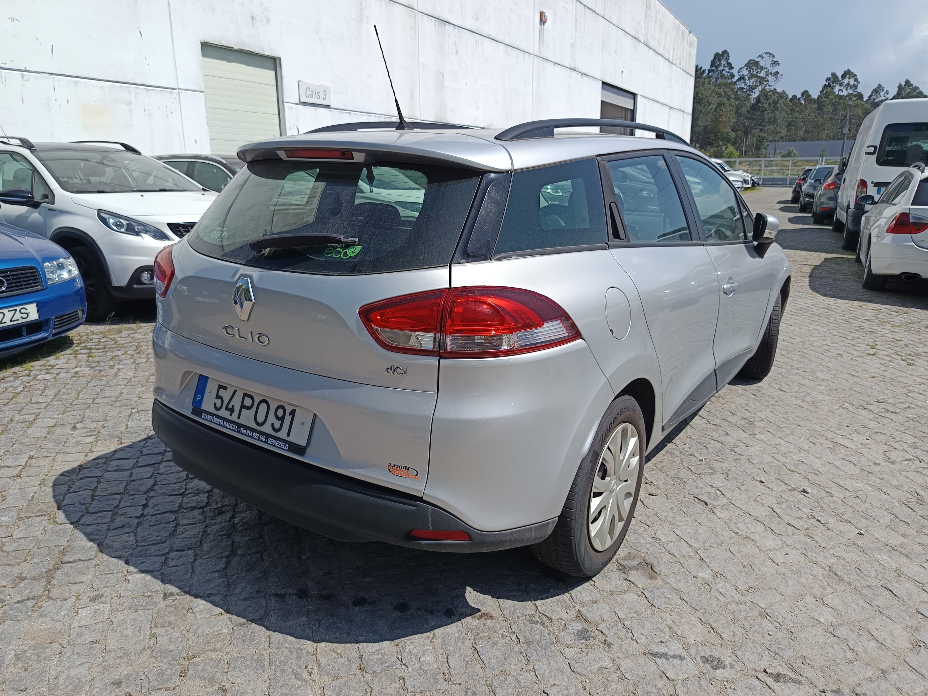 Renault Clio · Ano 2015 — imagem 6