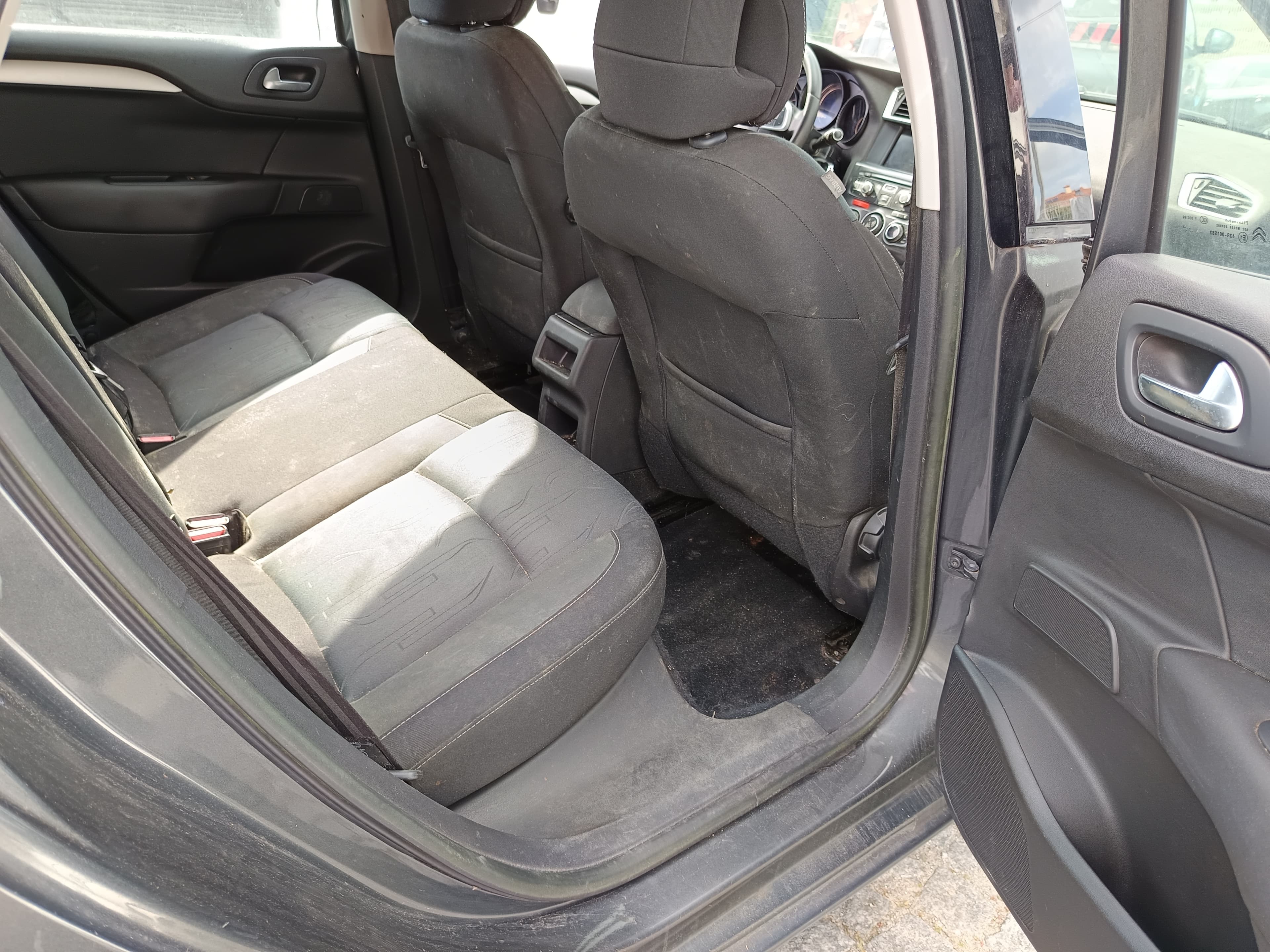 Citroën C4 · Ano 2013 — image 18