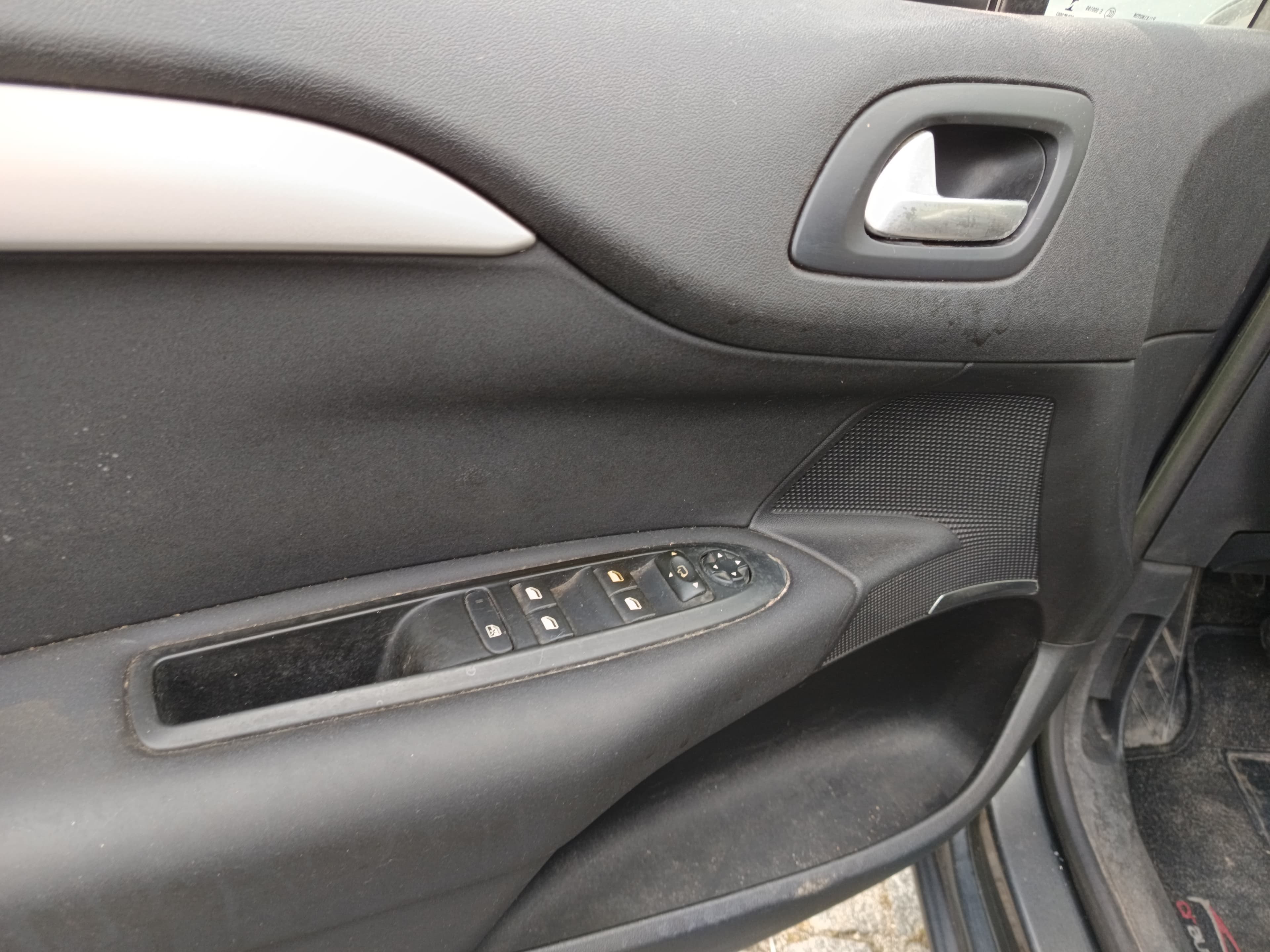 Citroën C4 · Ano 2013 — image 29