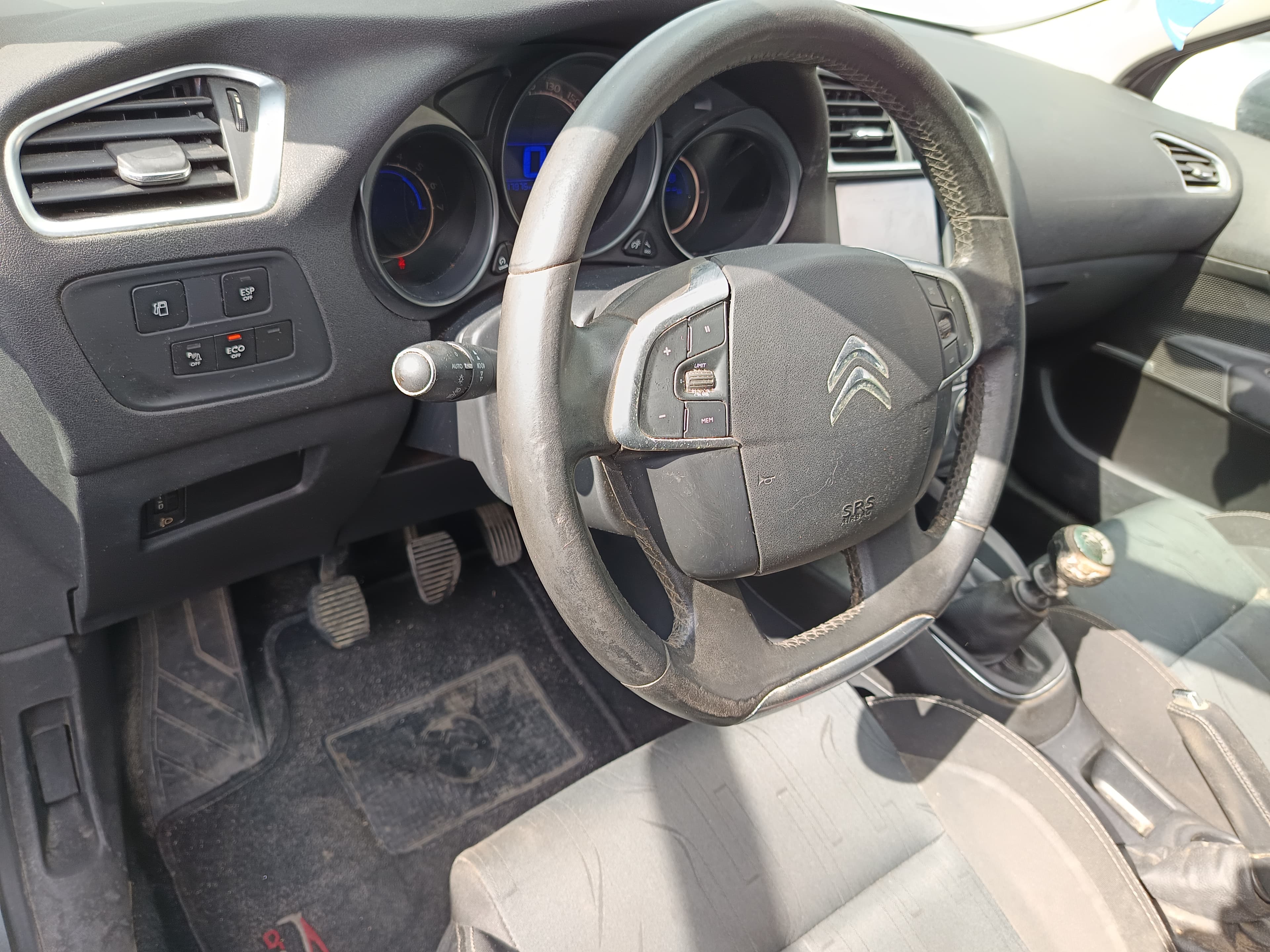 Citroën C4 · Ano 2013 — image 33