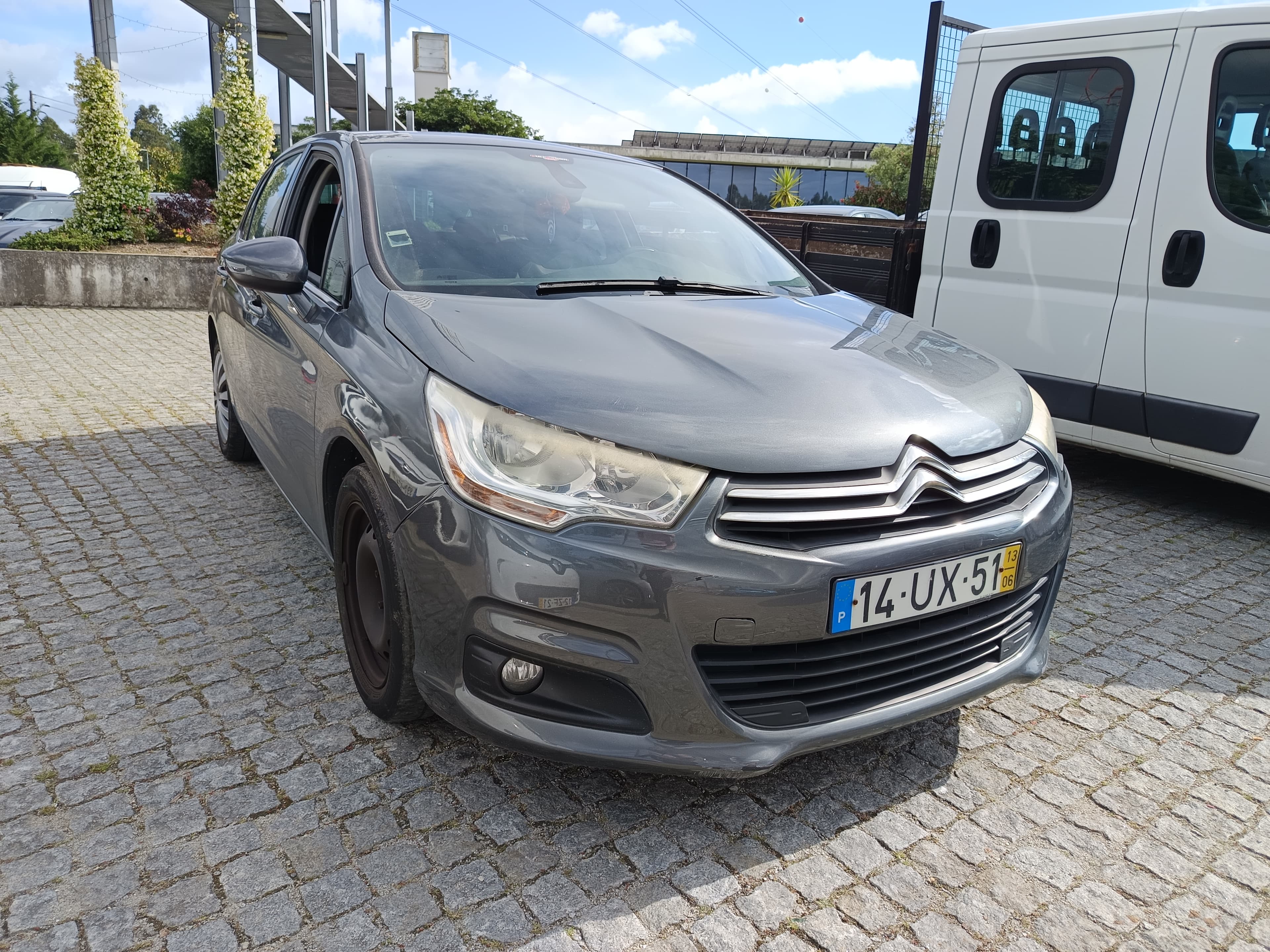 Citroën C4 · Ano 2013 — image 3