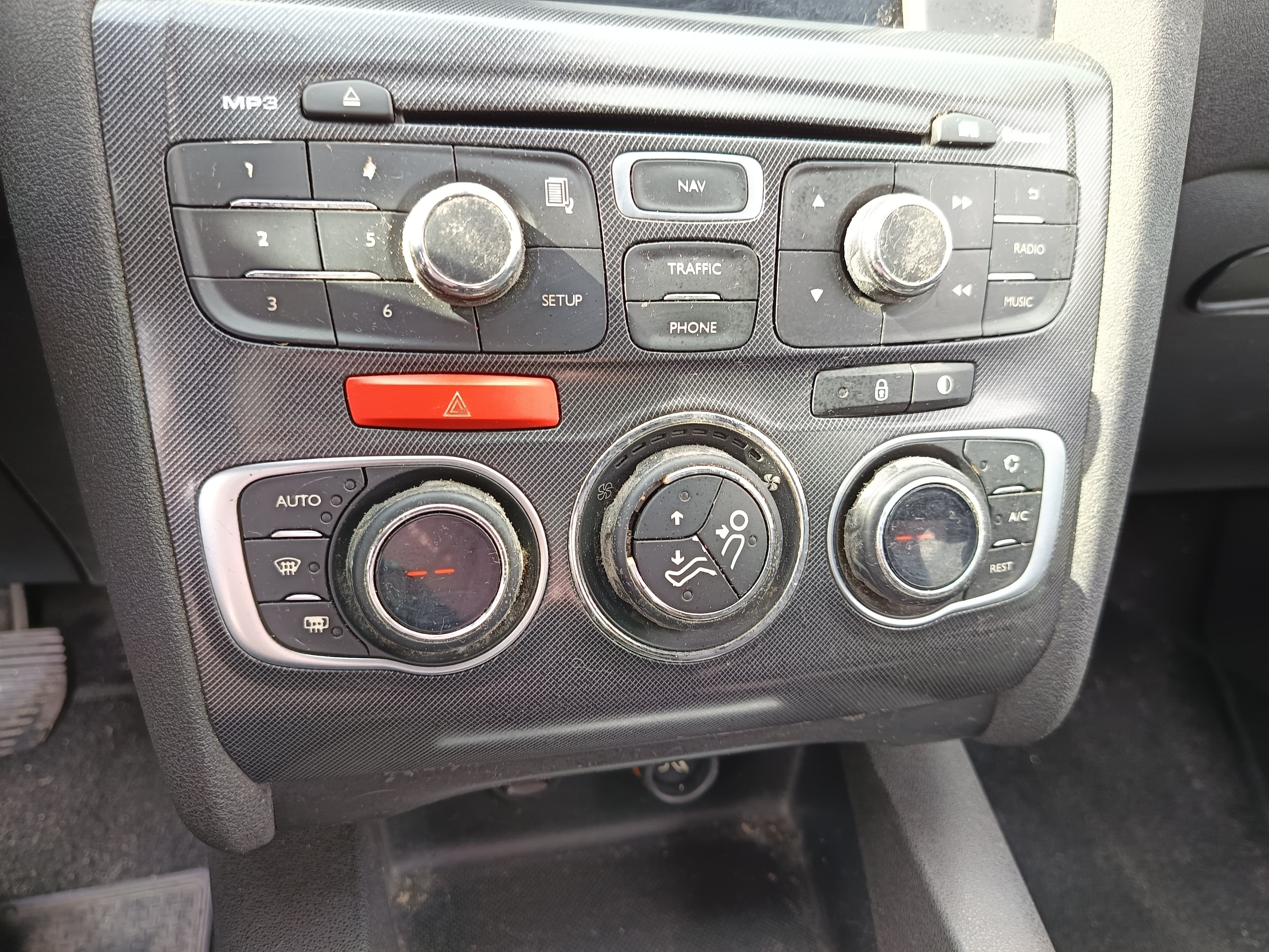 Citroën C4 · Ano 2013 — image 41