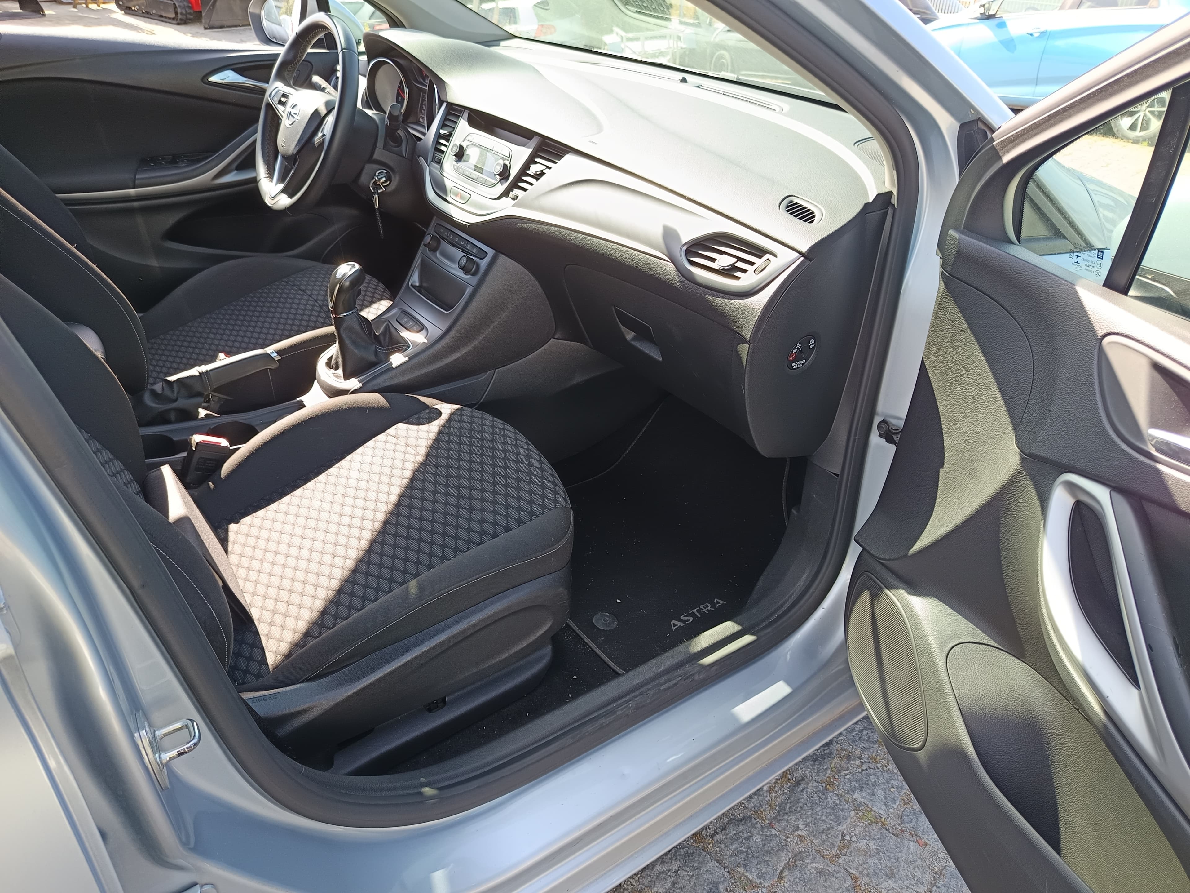 Opel Astra · Ano 2018 — imagen 22