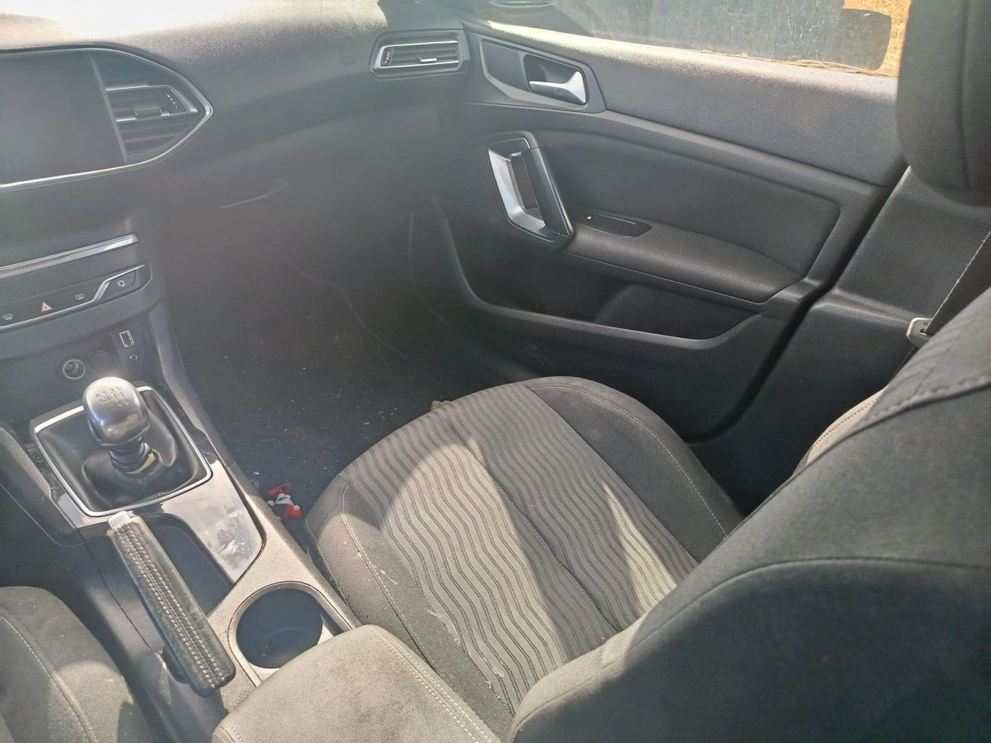 Peugeot 308 · Ano 2014 — image 8