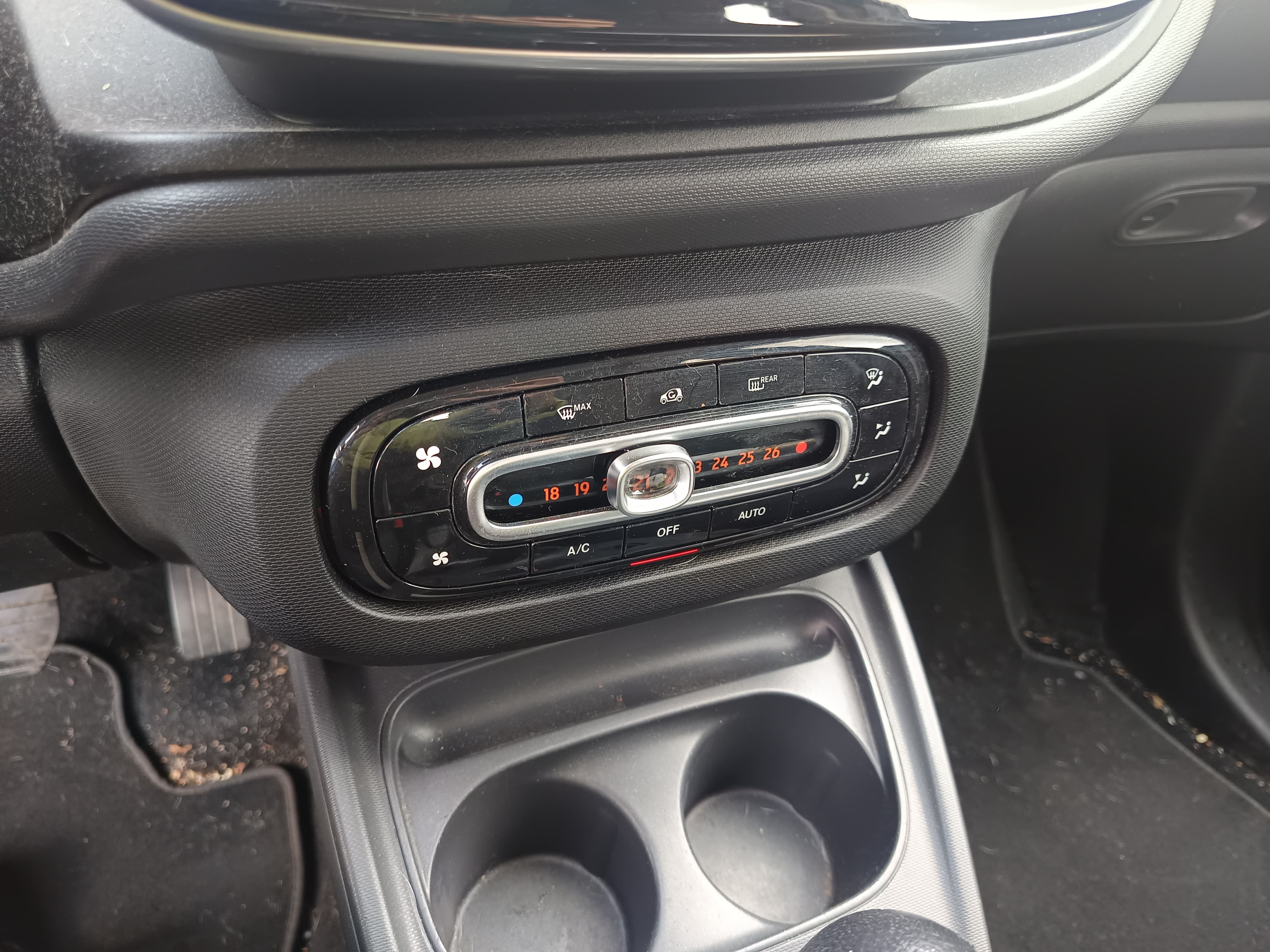 Smart ForFour · Ano 2018 — imagem 40