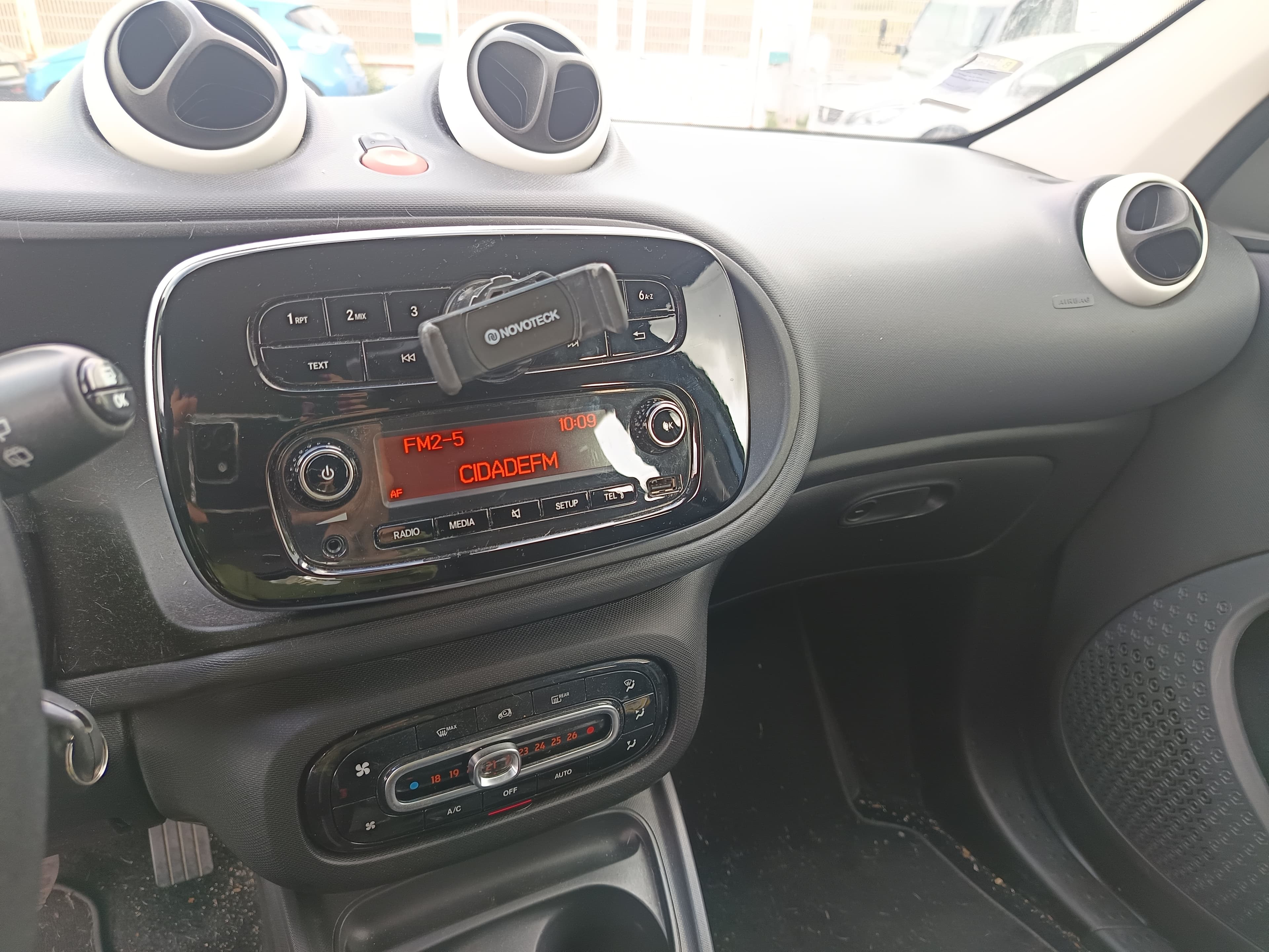 Smart ForFour · Ano 2018 — imagem 38