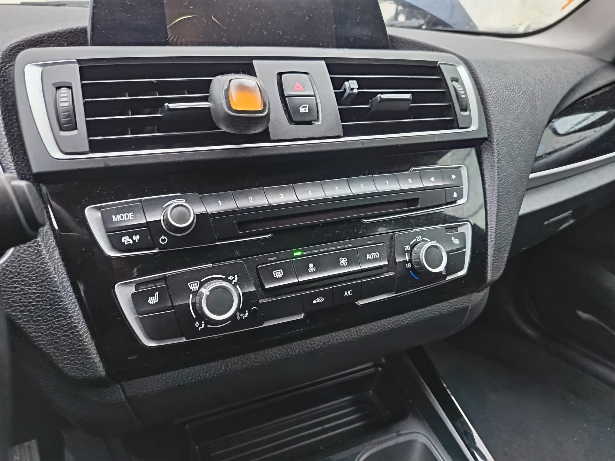 BMW 116 d · Ano 2016 — image 5