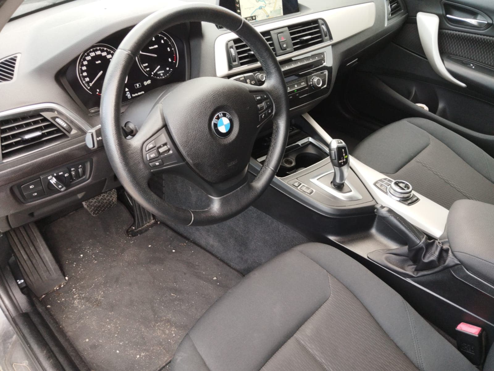 BMW 116d · Ano 2018 — image 11