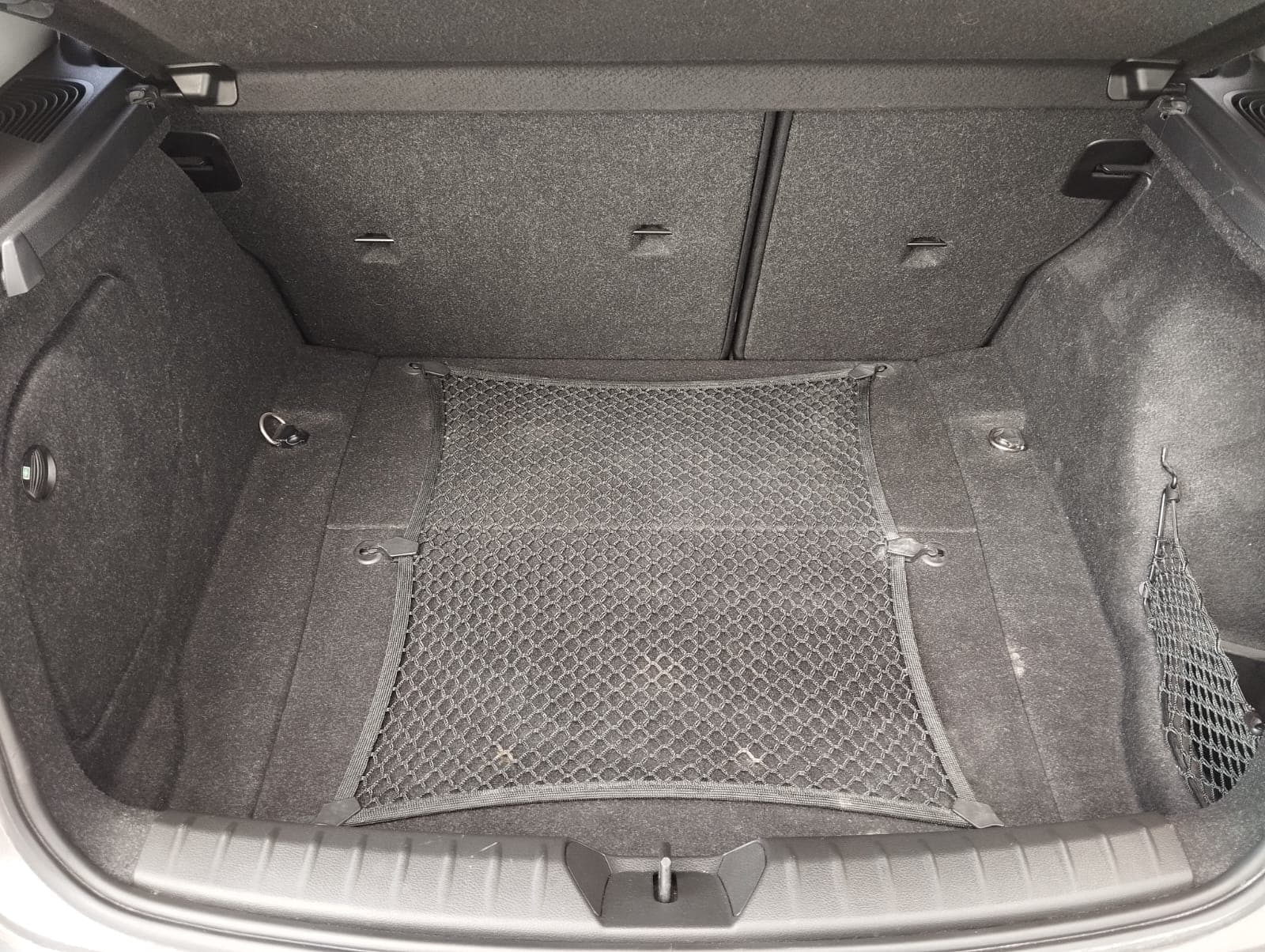 BMW 116d · Ano 2018 — image 26