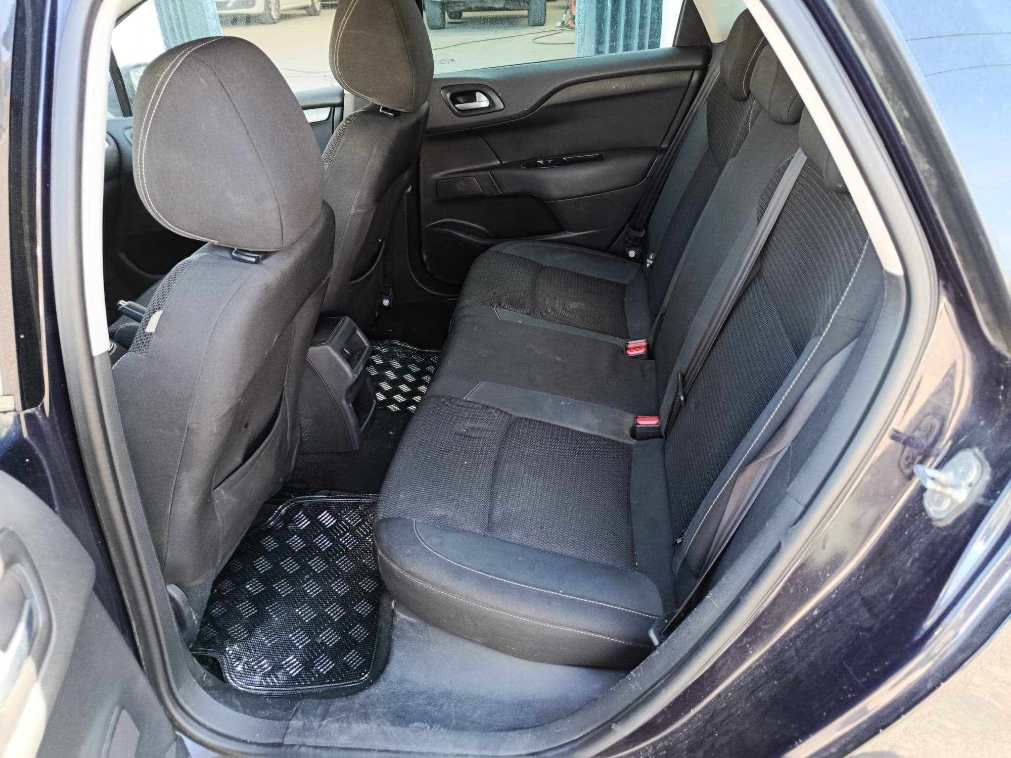Citroën C4 · Ano 2016 — imagem 18