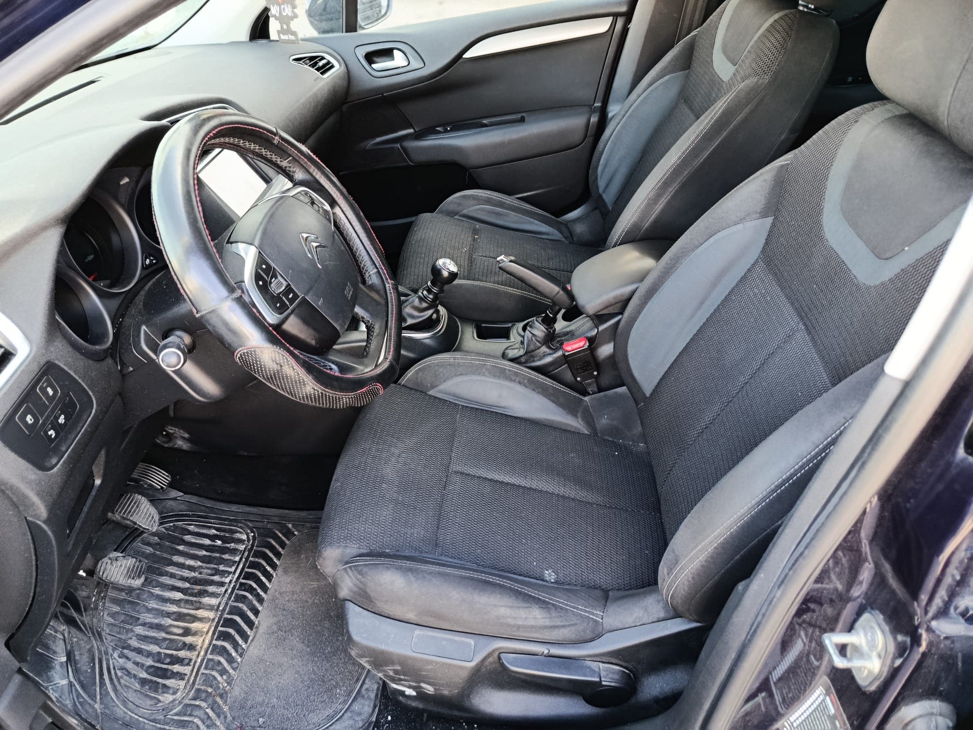 Citroën C4 · Ano 2016 — imagem 16
