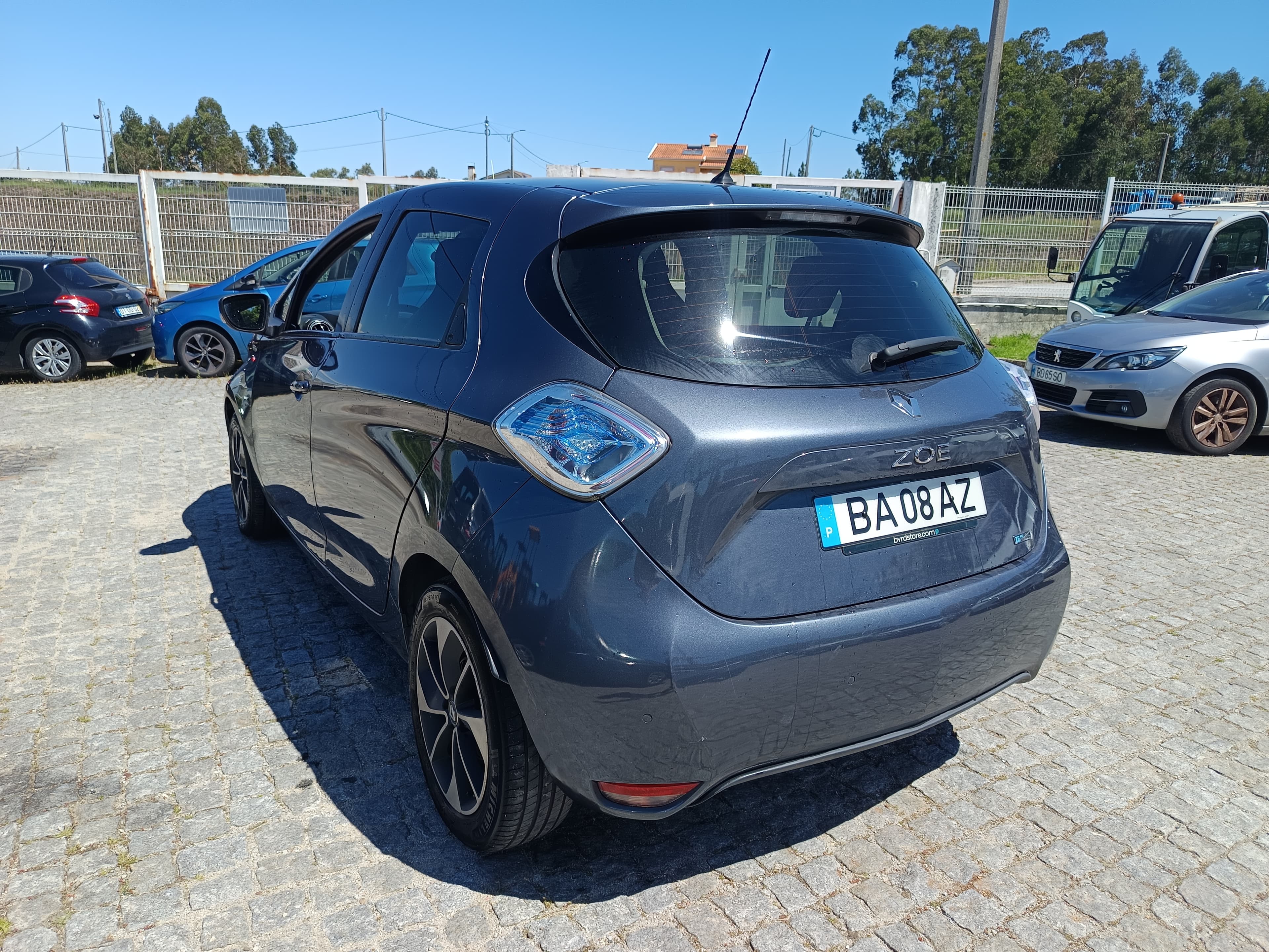 Renault Zoe · Ano 2017 — imagem 6
