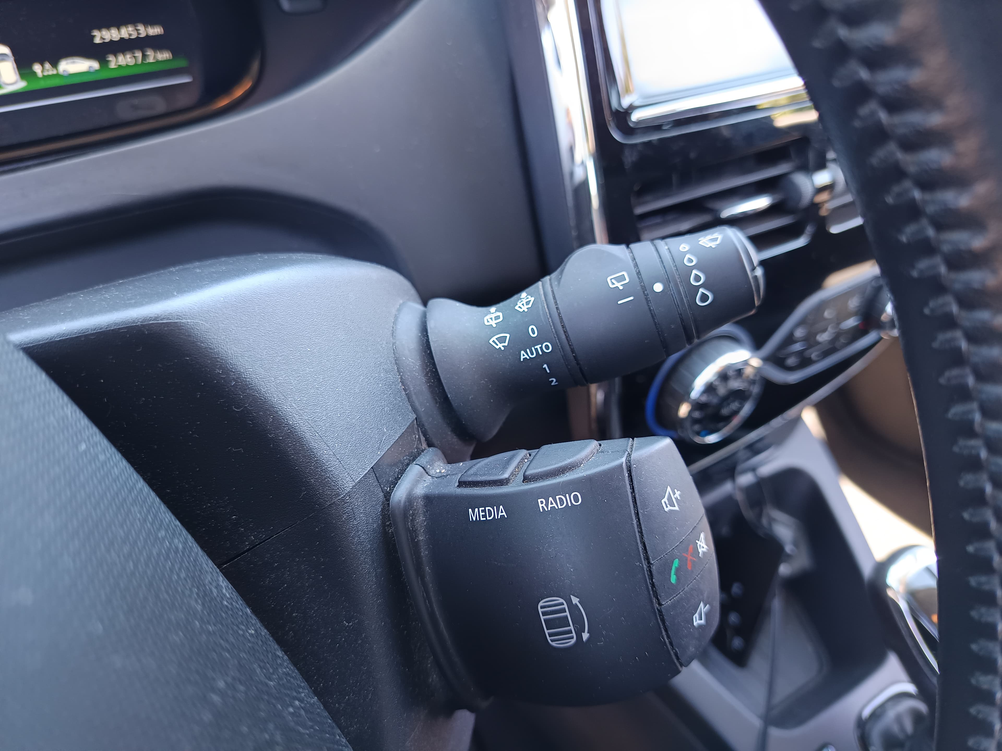 Renault Zoe · Ano 2017 — imagem 45