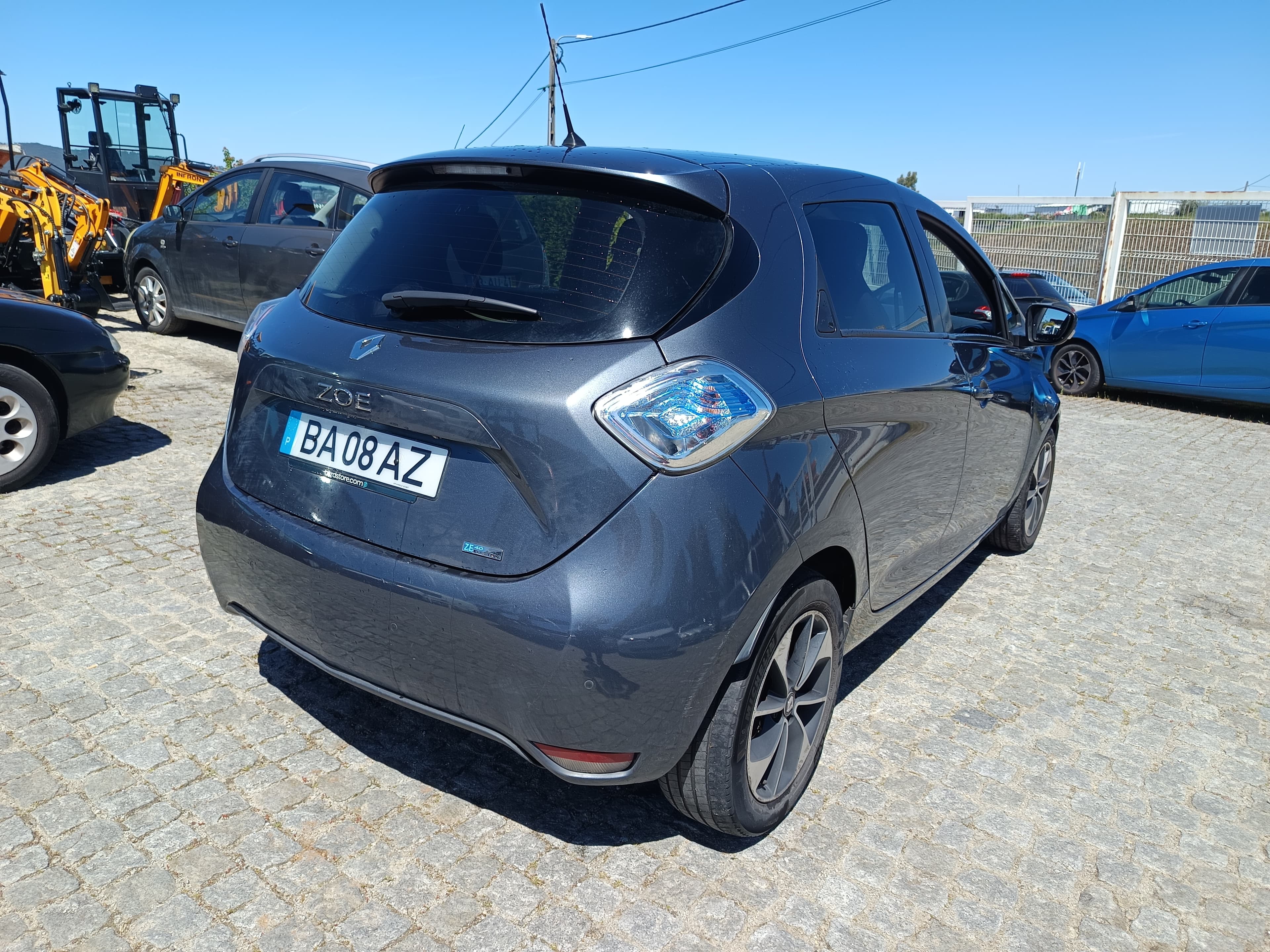 Renault Zoe · Ano 2017 — imagem 4