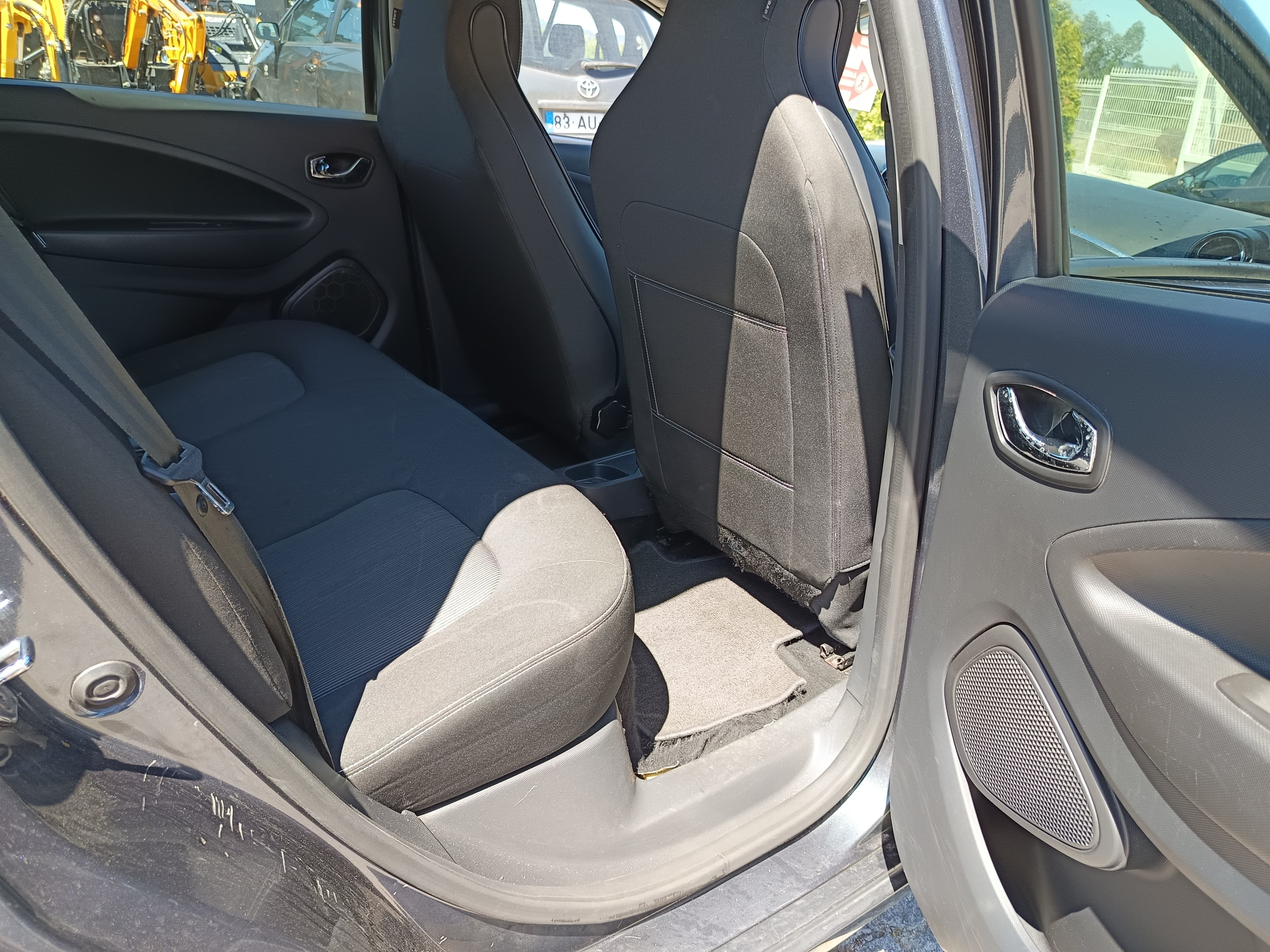 Renault Zoe · Ano 2017 — imagem 24