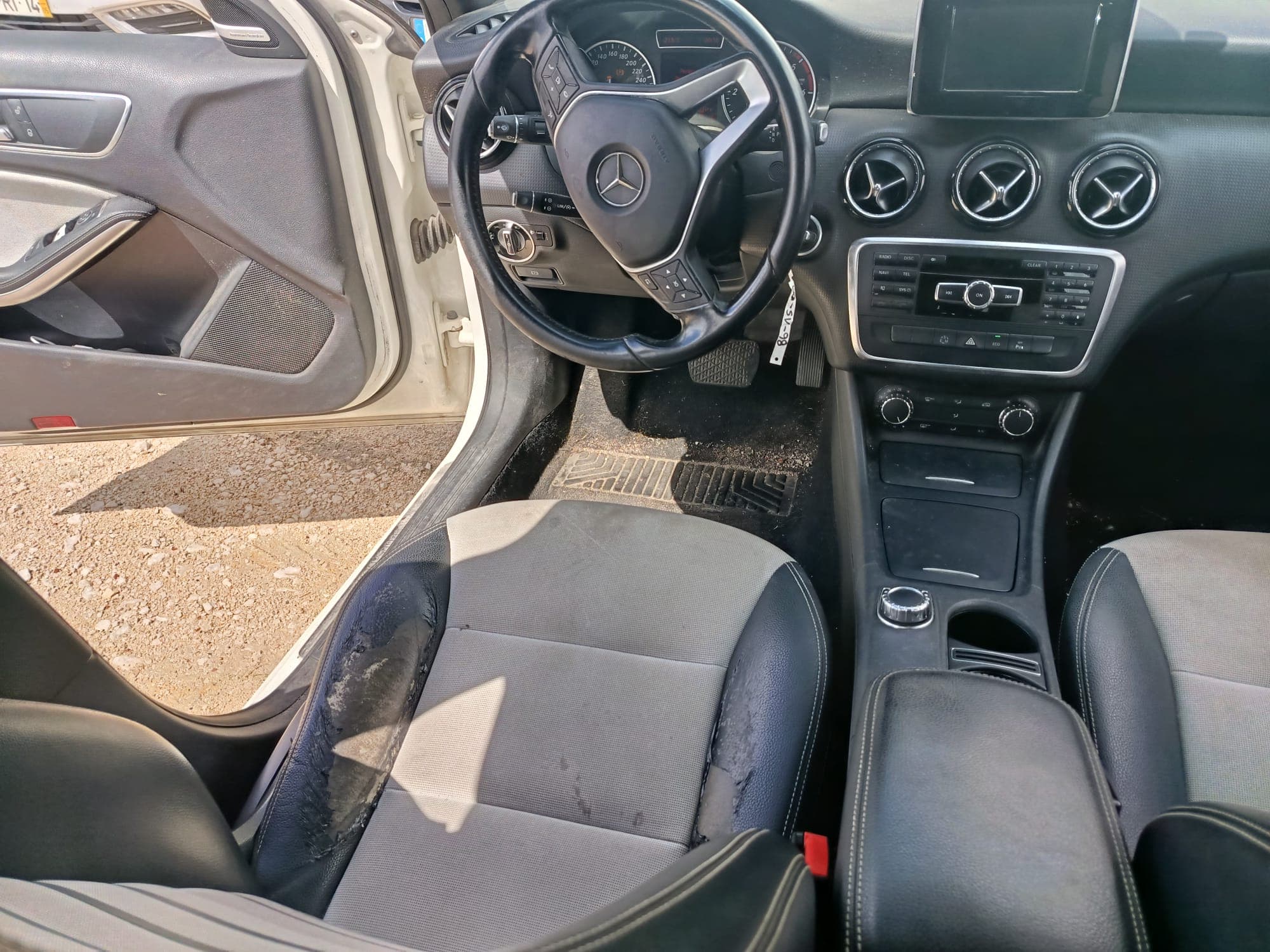 Mercedes-Benz A 180 · Year 2013 — image 20