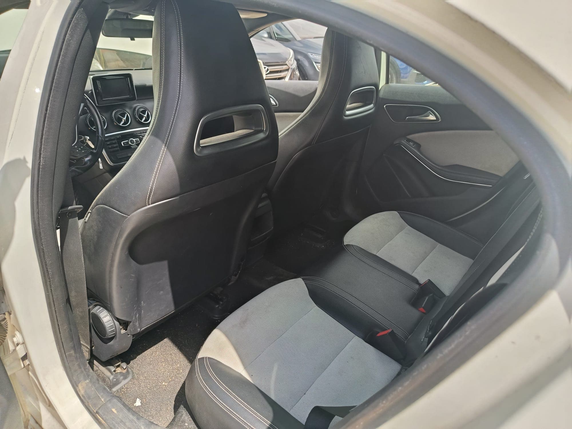 Mercedes-Benz A 180 · Year 2013 — image 25