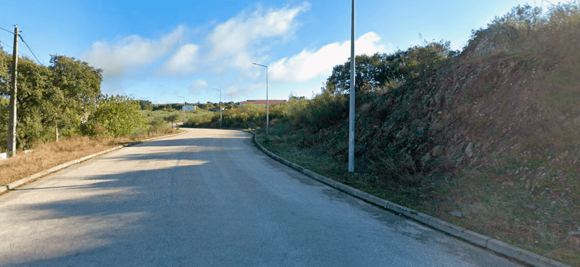 Lote para Construção · Alandroal, Évora — imagem 2