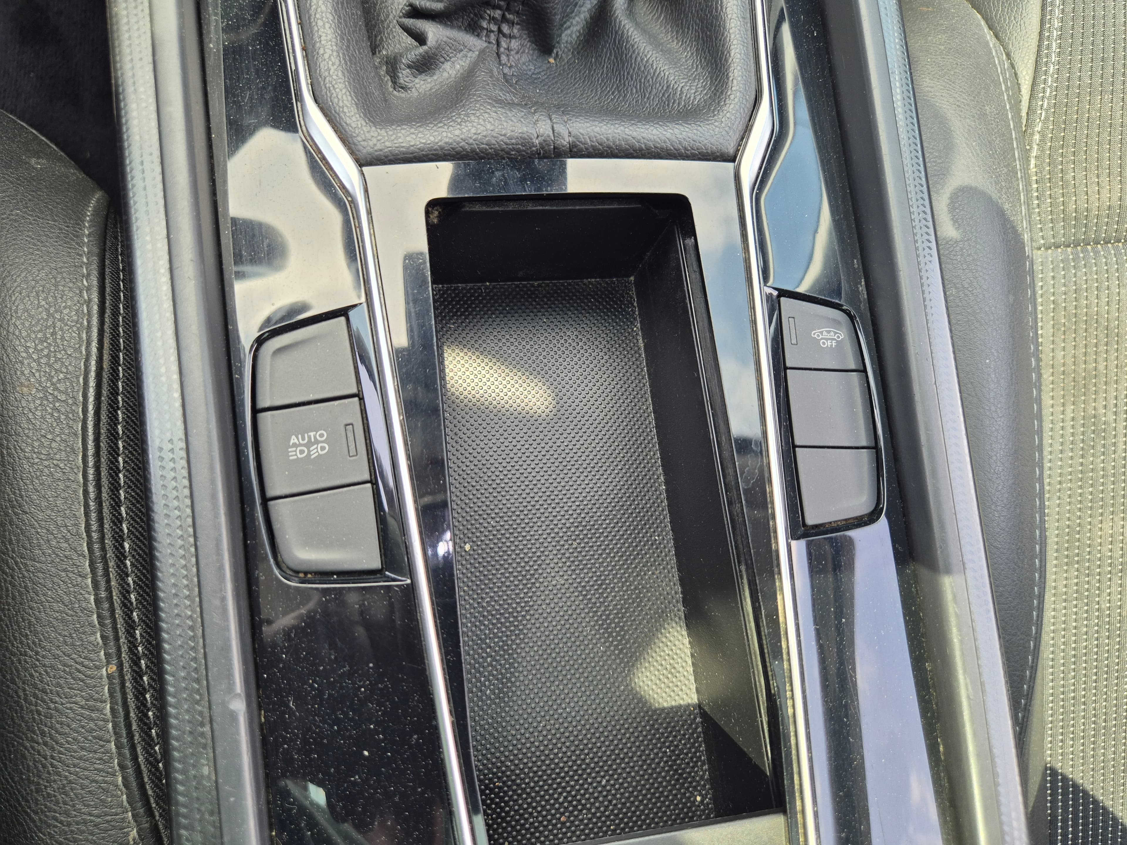 Peugeot 508 · Ano 2014 — imagem 38
