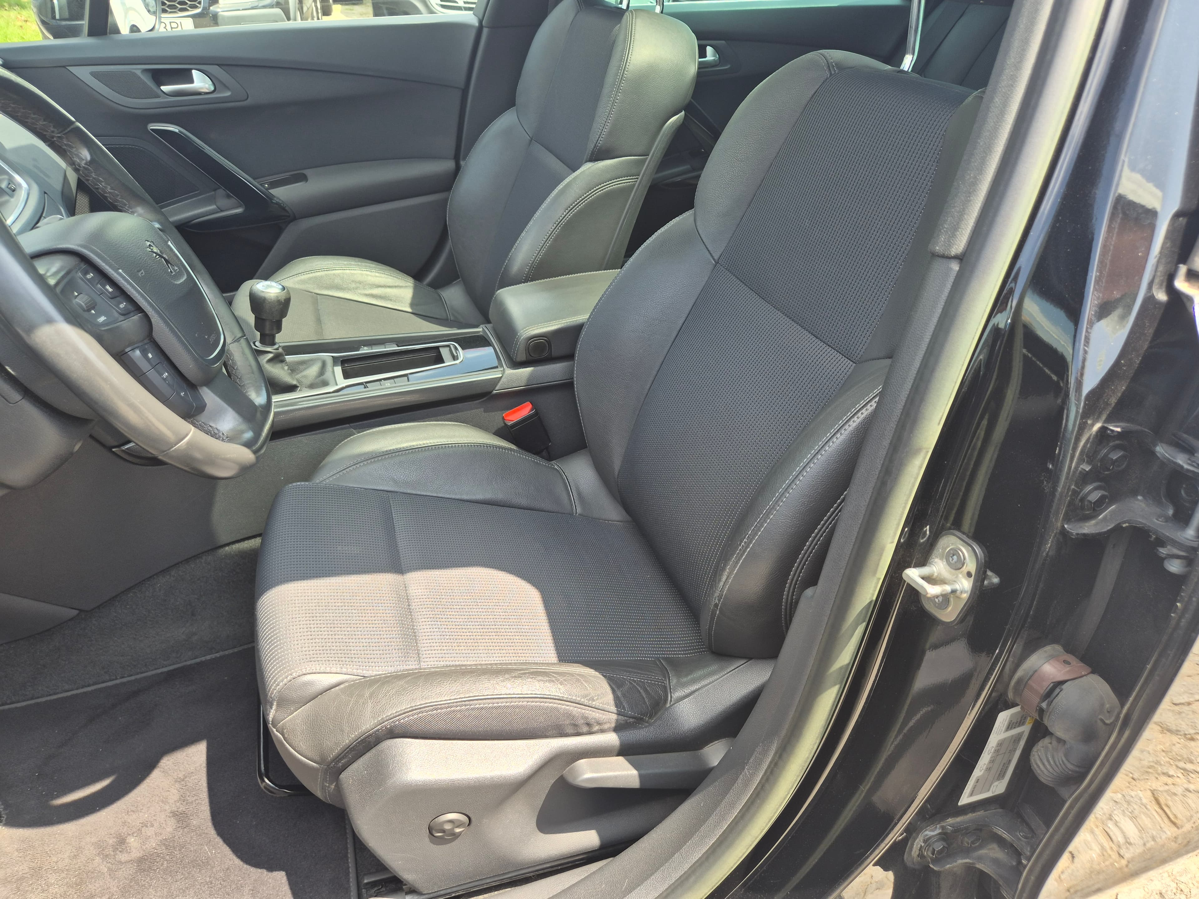 Peugeot 508 · Ano 2014 — imagem 29