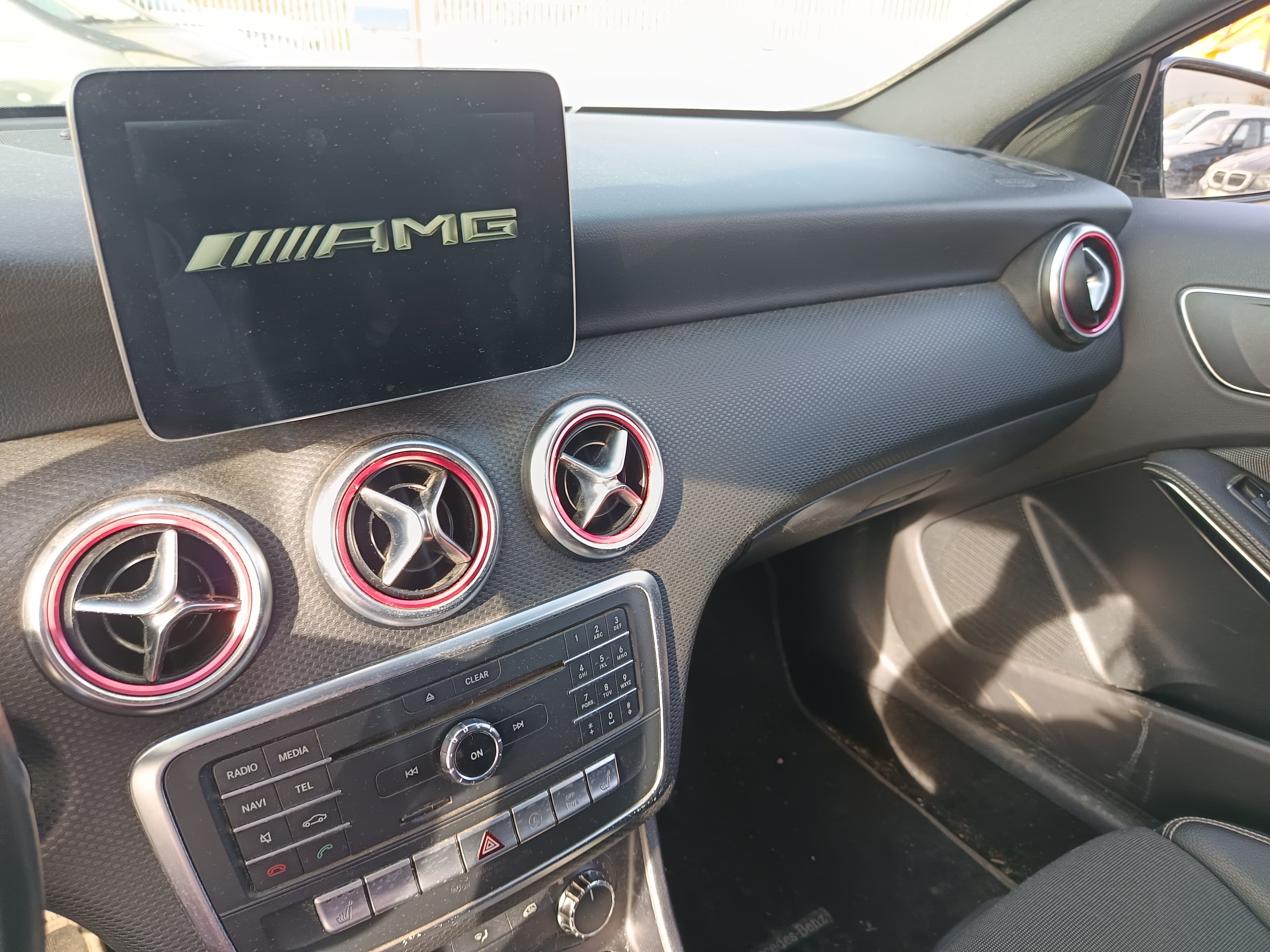 Mercedes-Benz A180 · Ano 2017 — imagem 36
