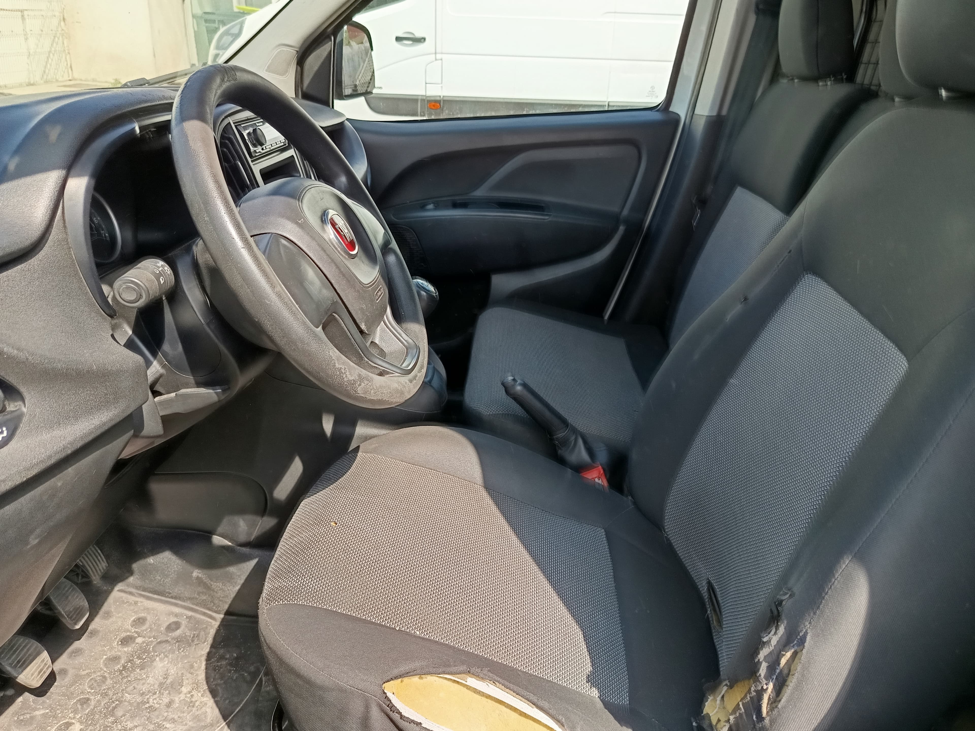 Fiat Doblo XL · Ano 2021 — imagem 23