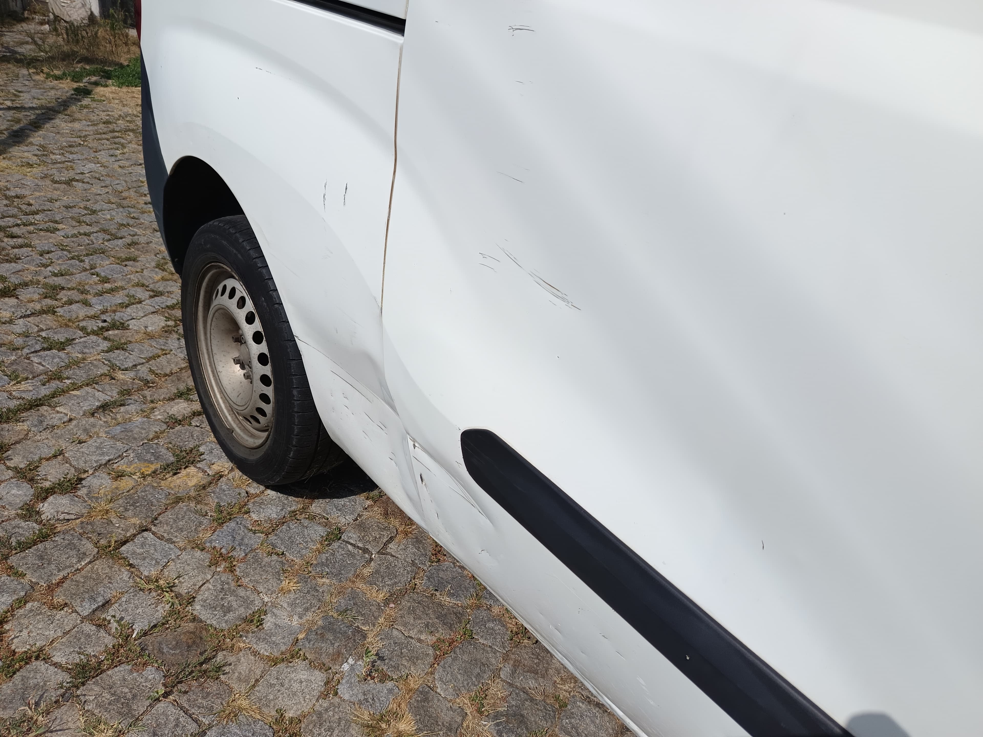 Opel Combo 1.6 CDTI · Ano 2016 — imagen 10
