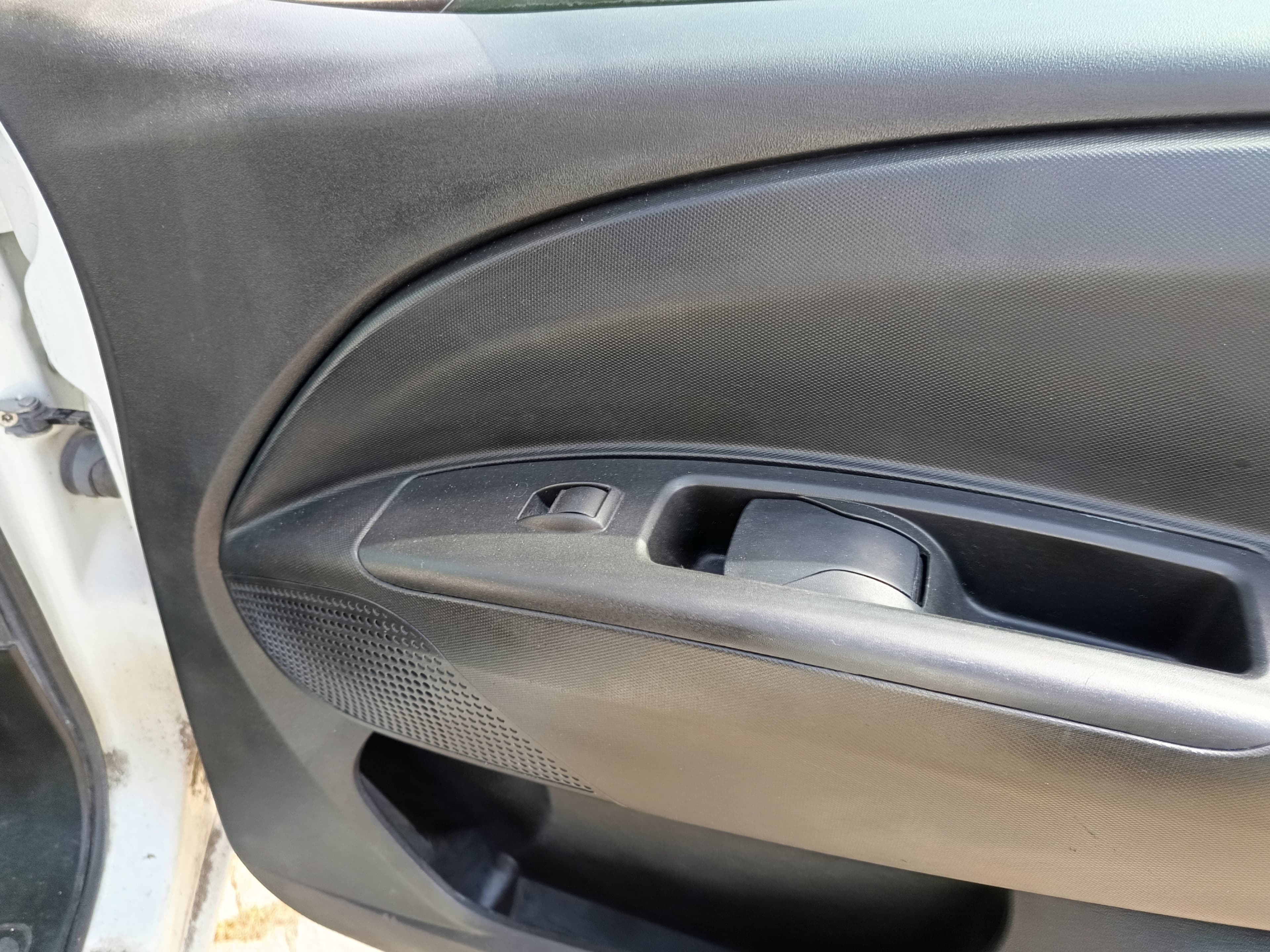 Opel Combo 1.6 CDTI · Ano 2016 — imagen 22
