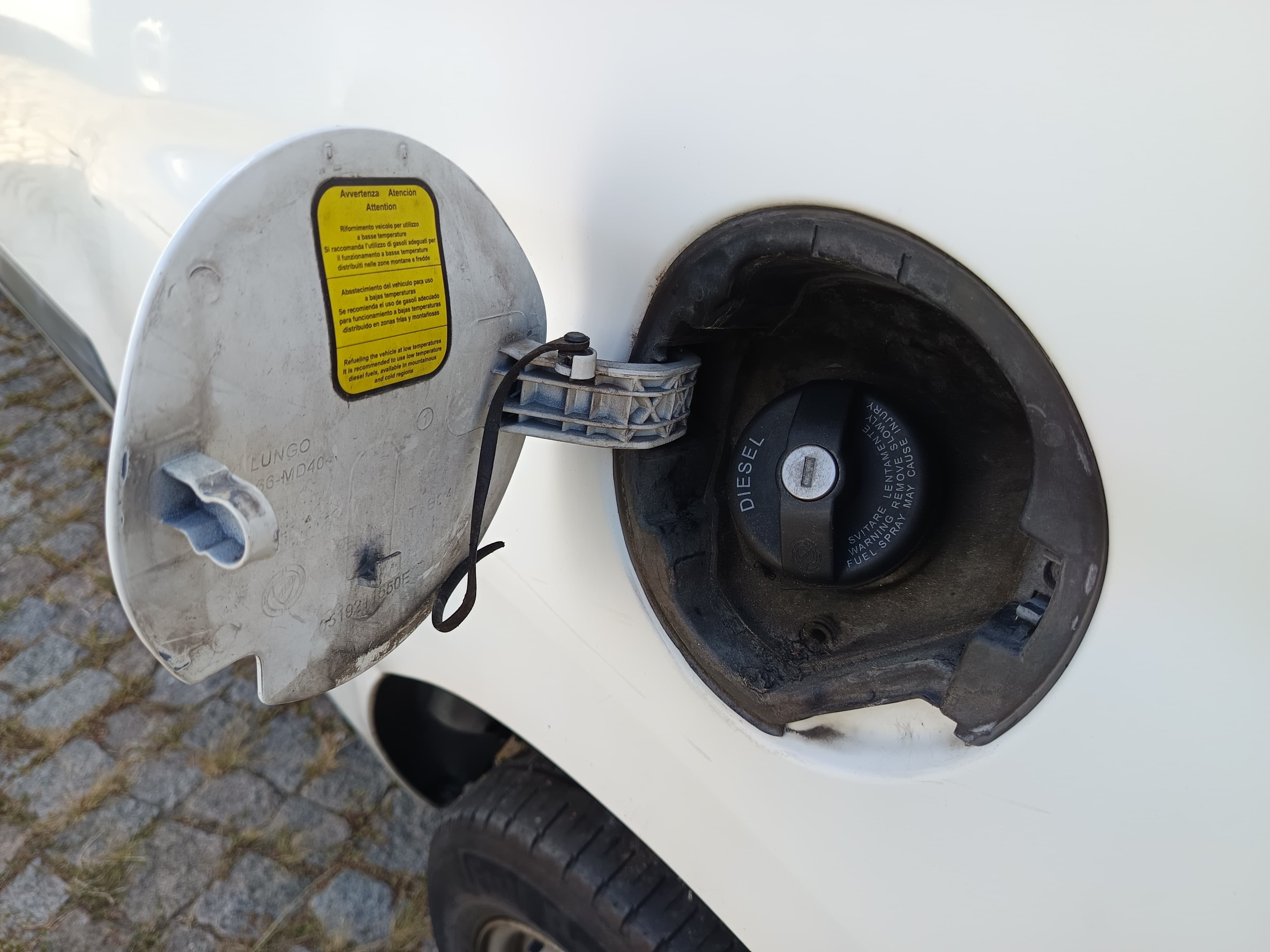 Opel Combo 1.6 CDTI · Ano 2016 — imagen 15