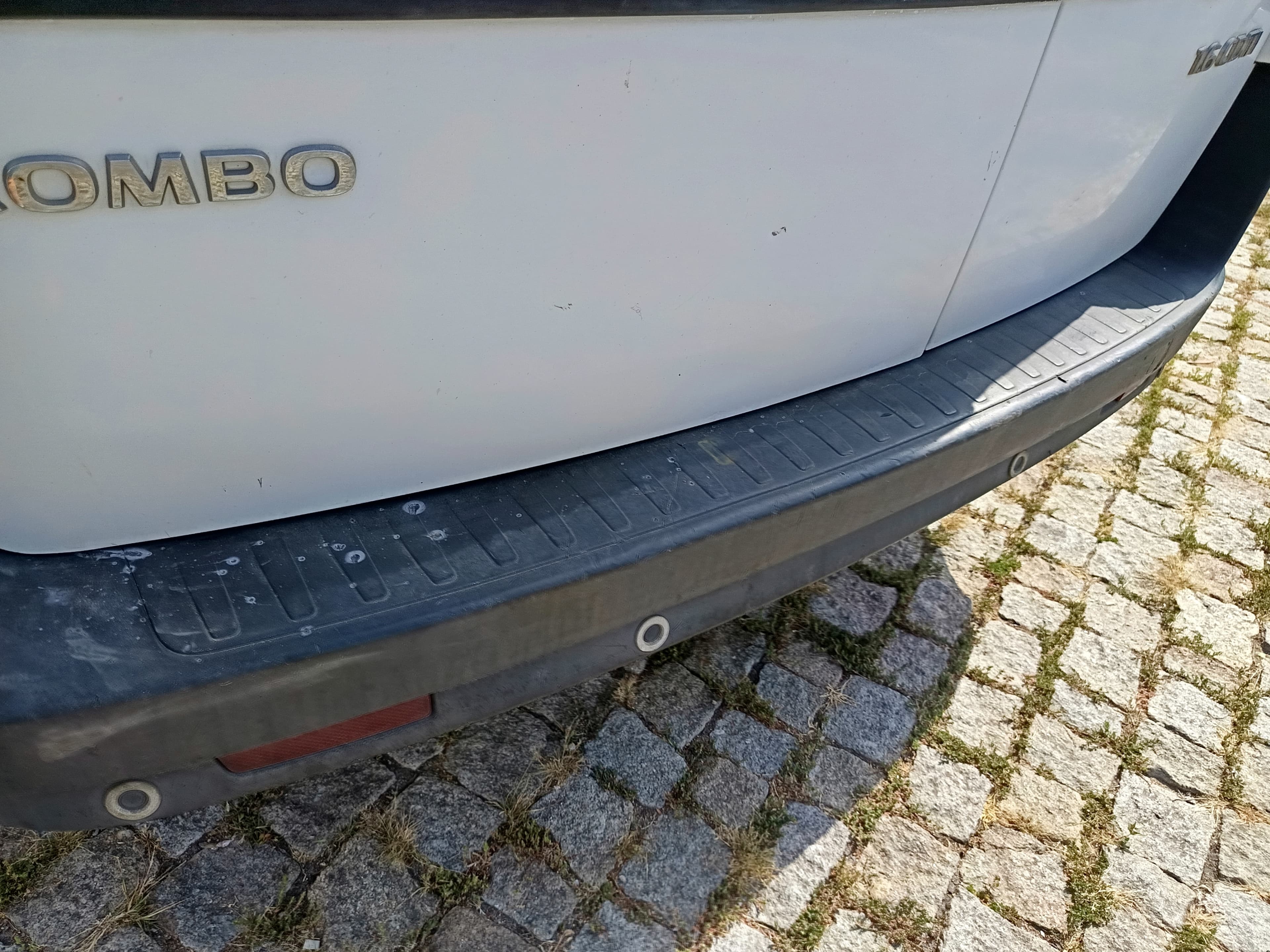 Opel Combo 1.6 CDTI · Ano 2016 — imagen 13