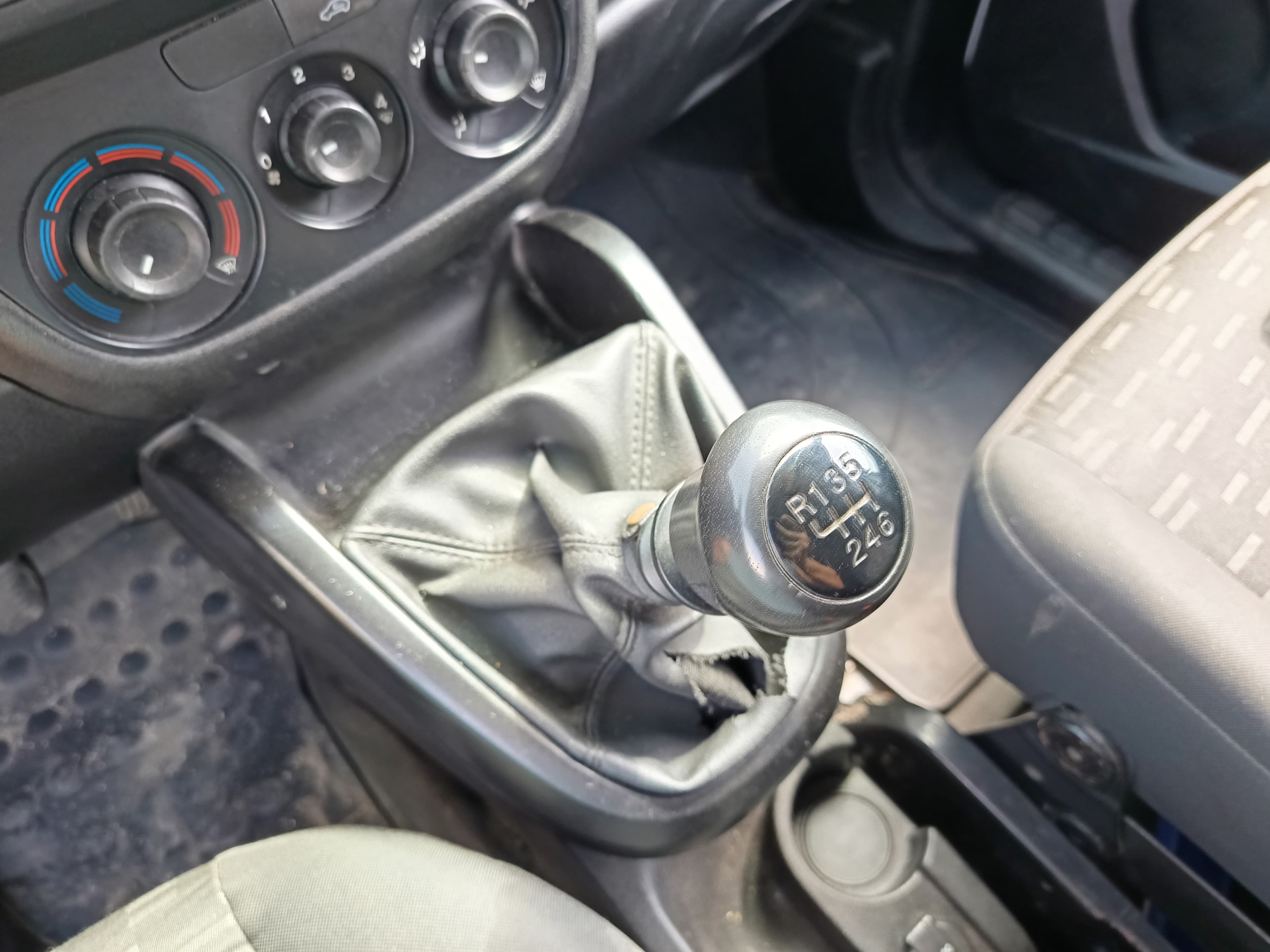 Opel Combo 1.6 CDTI · Ano 2016 — imagen 32
