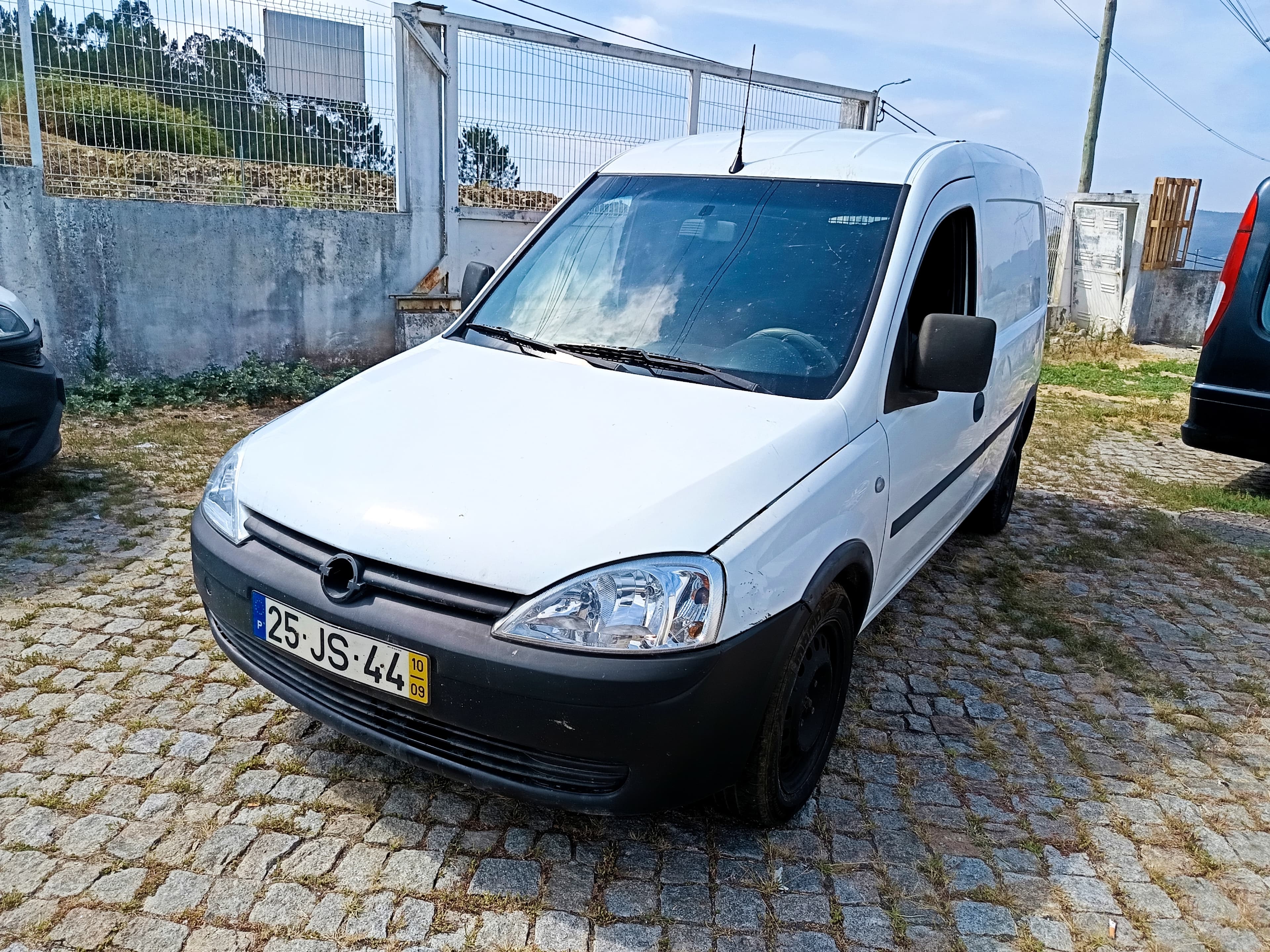 Opel Combo CDTI · Ano 2010