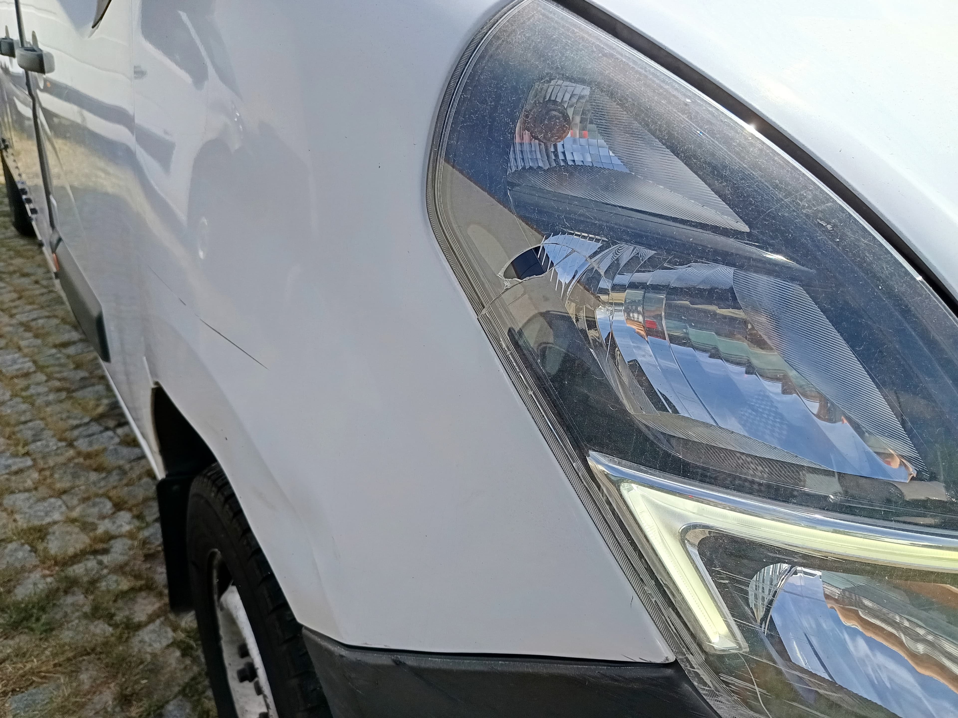 Opel Movano Turbo D · Ano 2021 — imagen 7