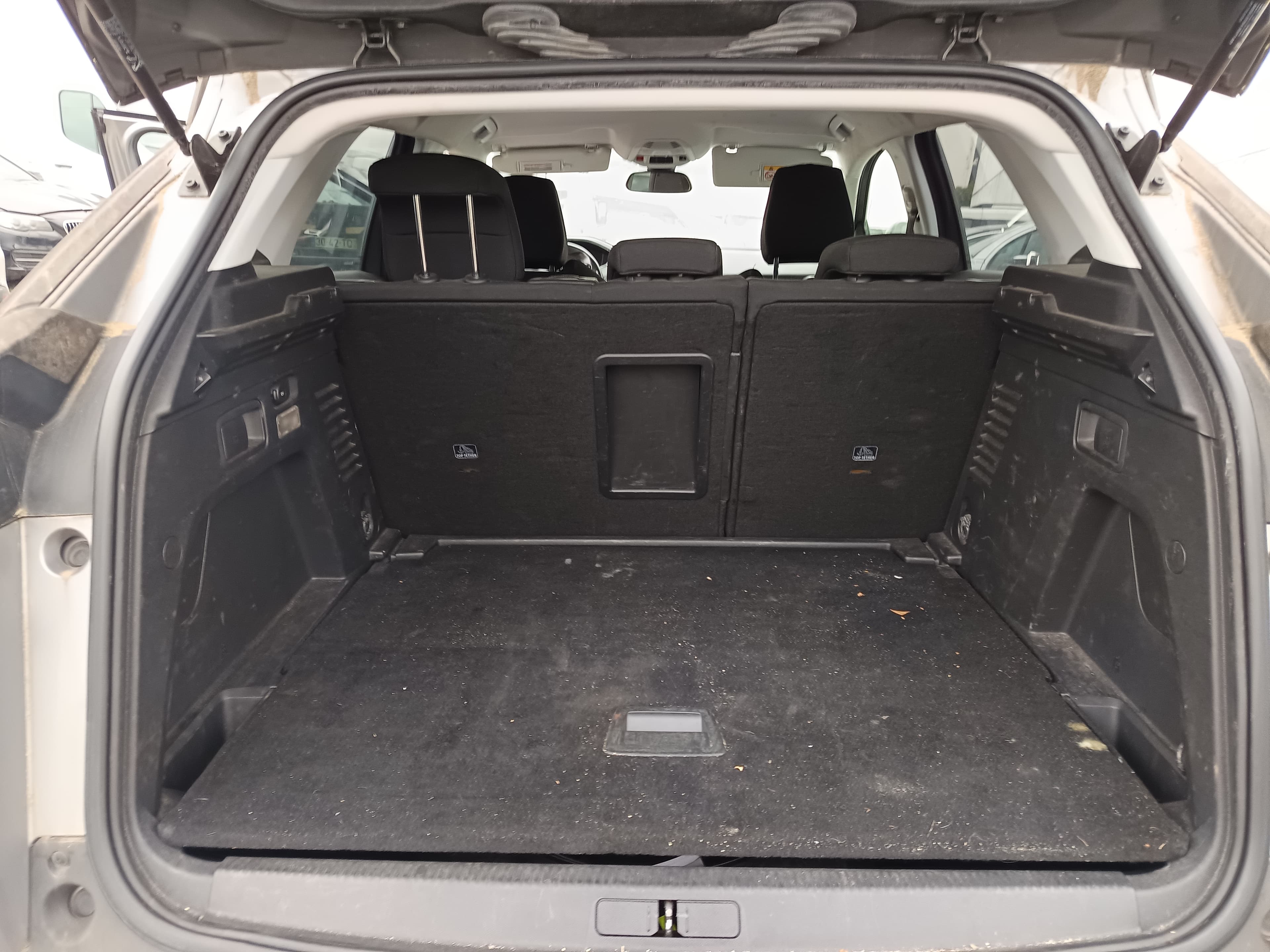 Peugeot 3008 · Ano 2017 — image 15