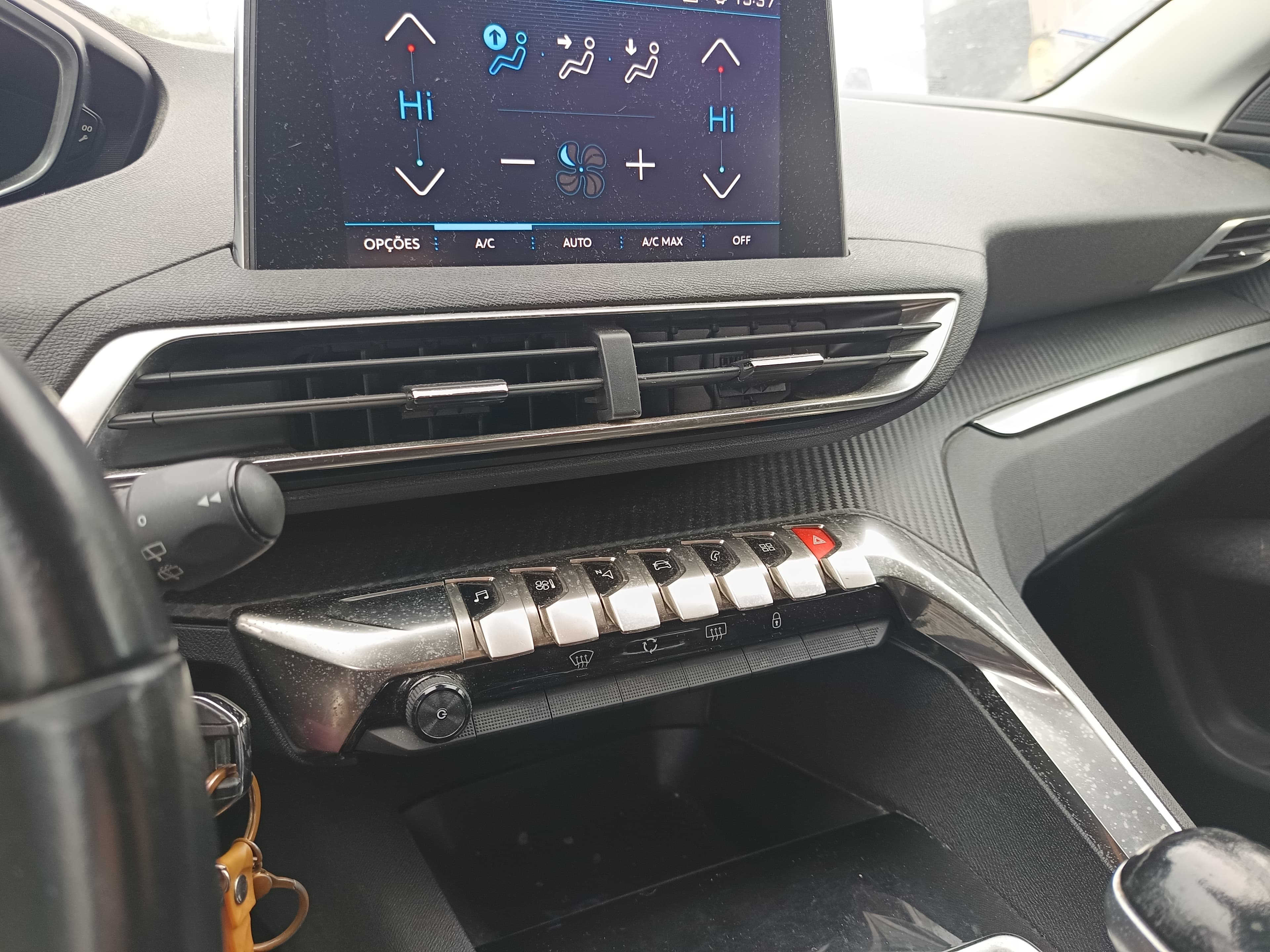 Peugeot 3008 · Ano 2017 — image 19