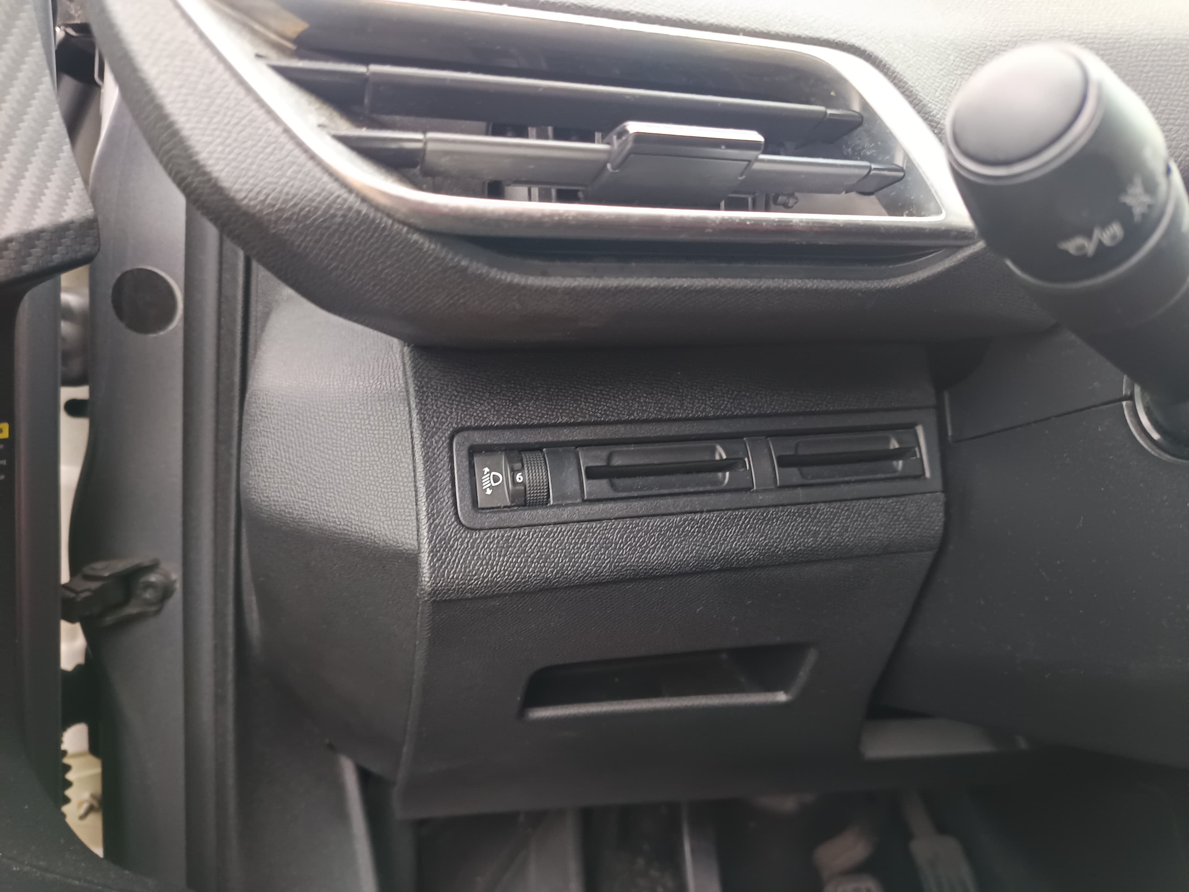 Peugeot 3008 · Ano 2017 — image 26