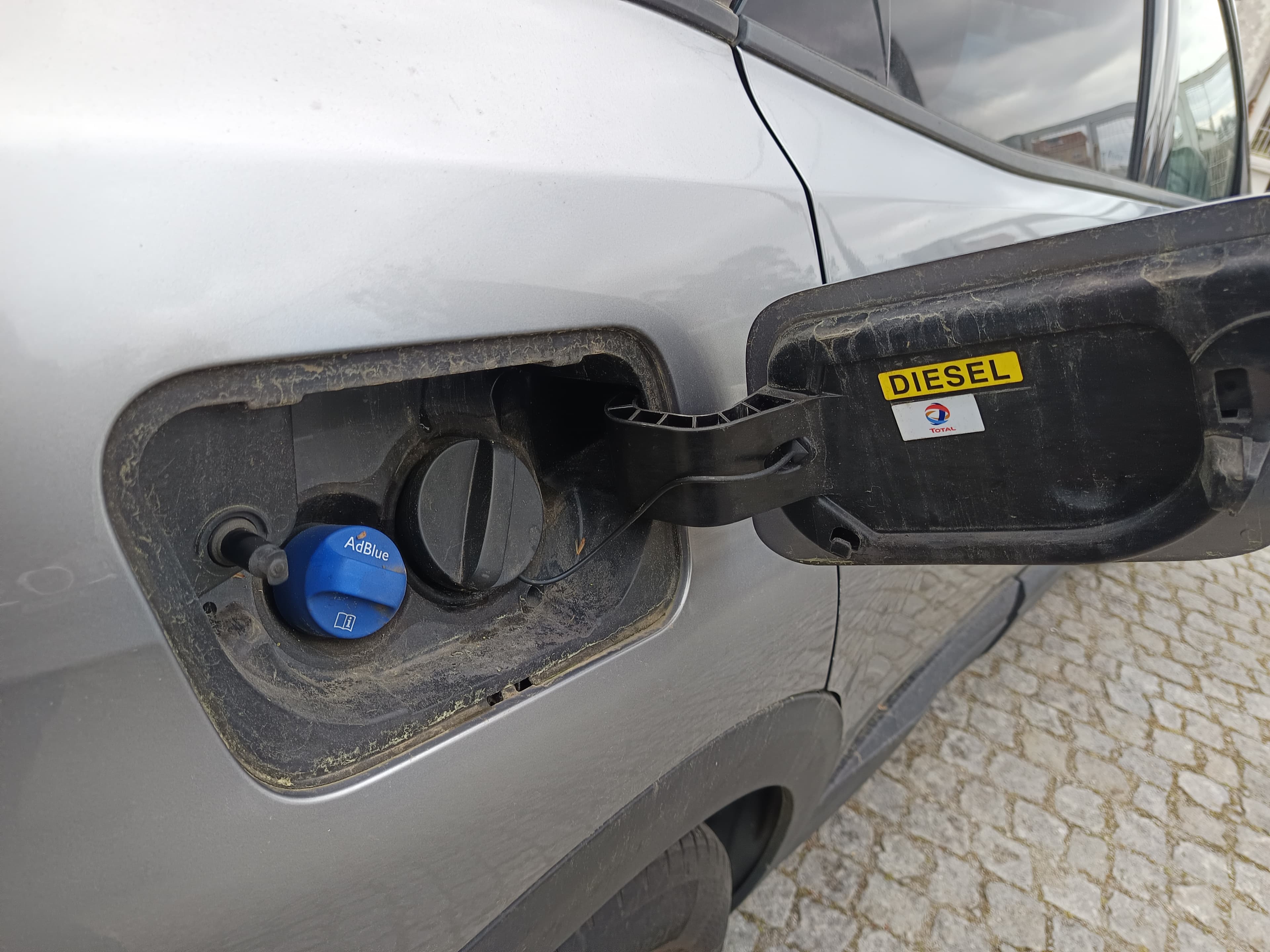 Peugeot 3008 · Ano 2017 — image 35