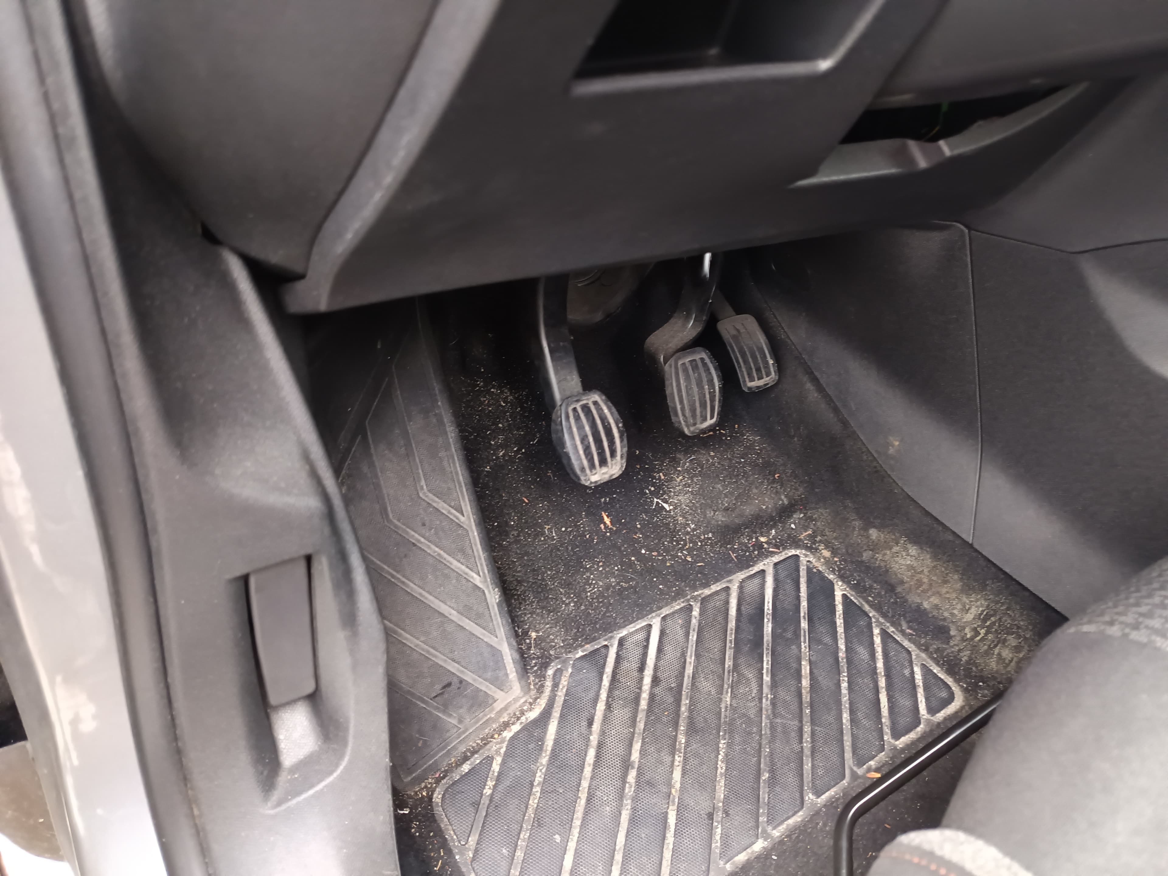 Peugeot 3008 · Ano 2017 — image 42