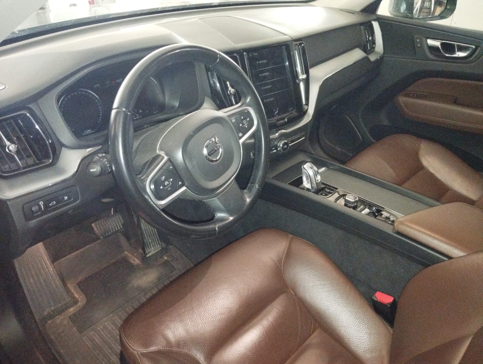 Volvo XC60 T8 Hibríd AWD · Ano 2019 — imagem 9