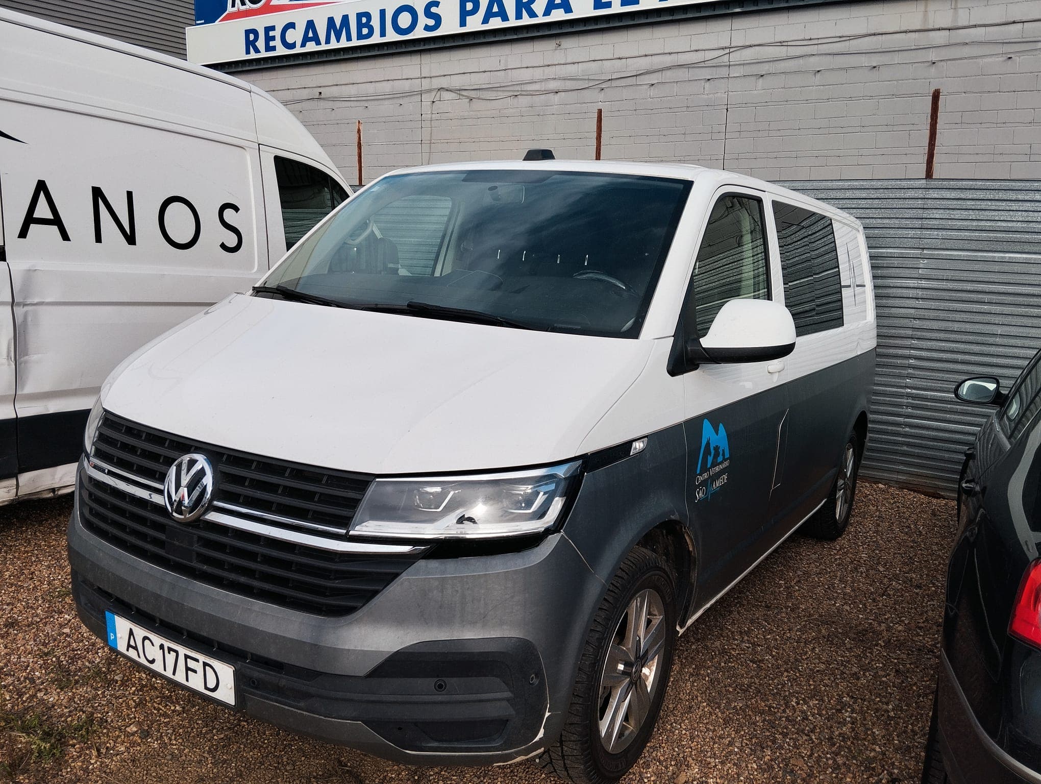 Volkswagen Transporter 2.0 TDI 4motion · Ano 2020 — imagem 2