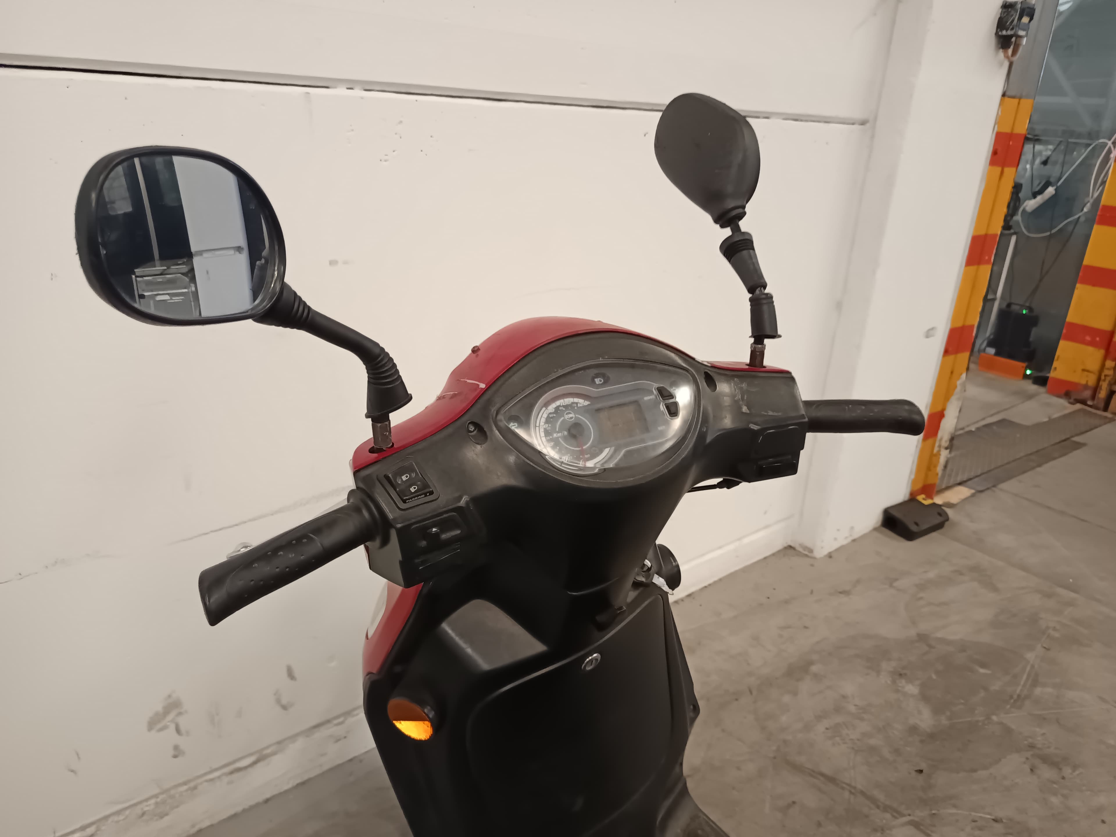 Sym Symphony Cargo 125cc · Ano 2018 — imagem 11